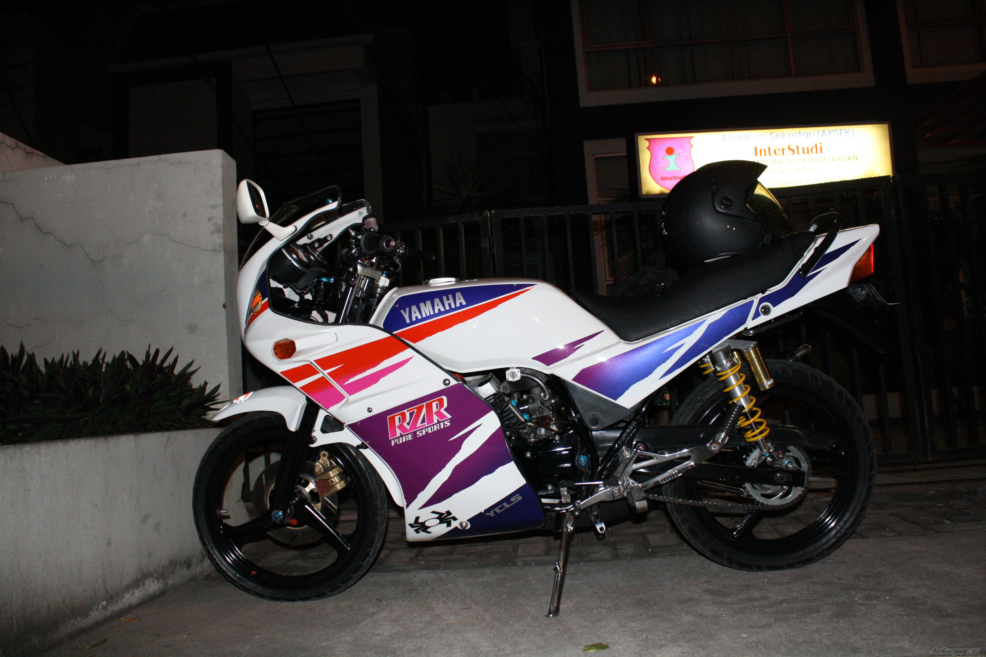 Bike Photo 1875082