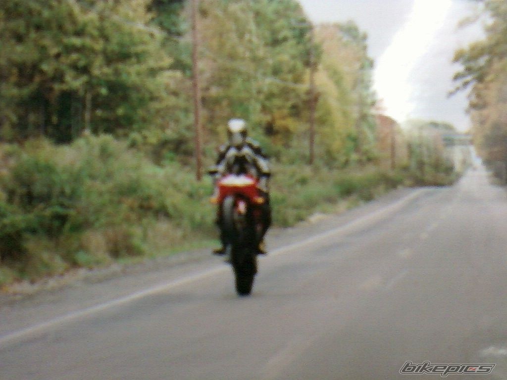 Photo 1875416