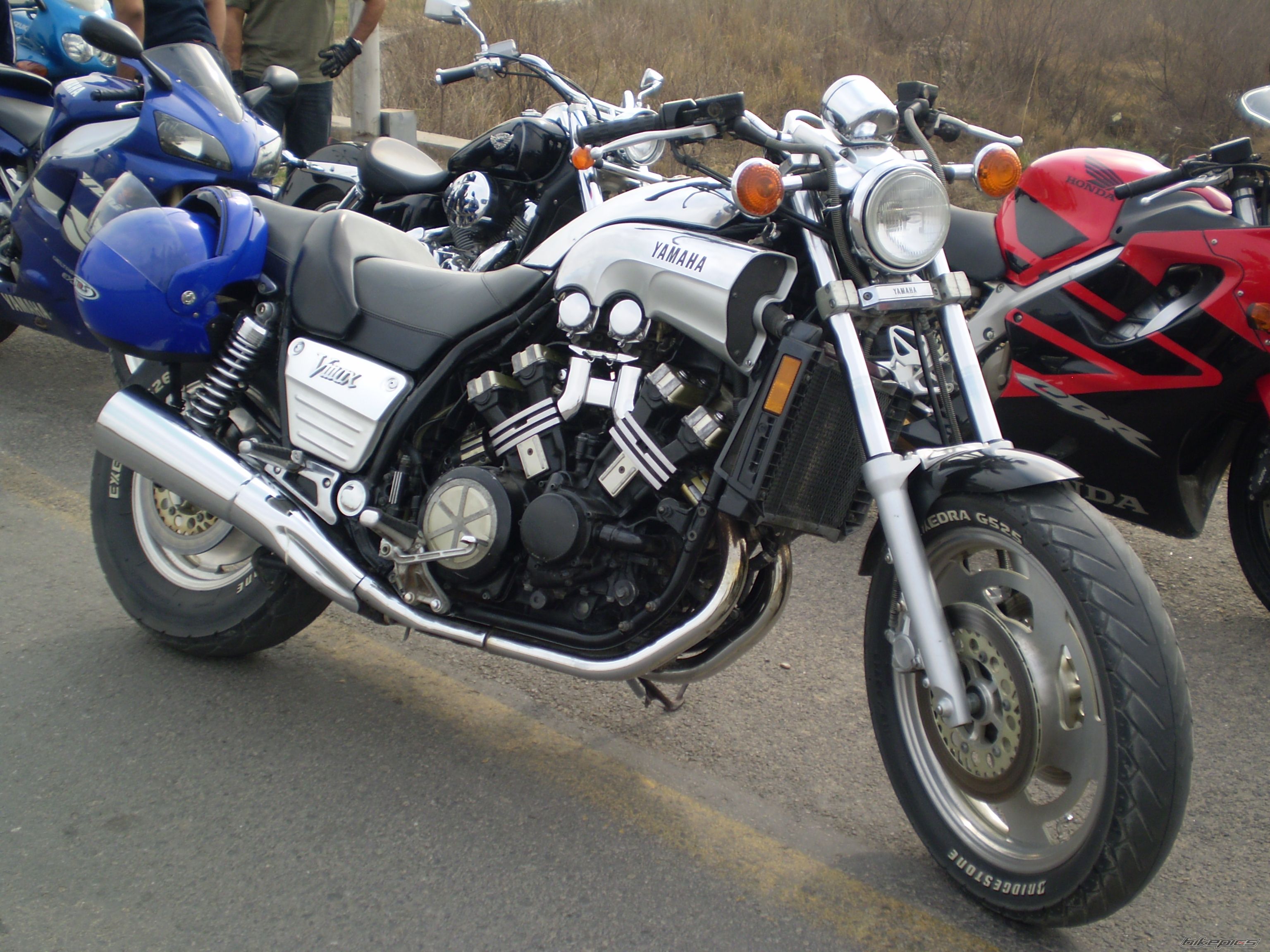 Bike Photo 1875529