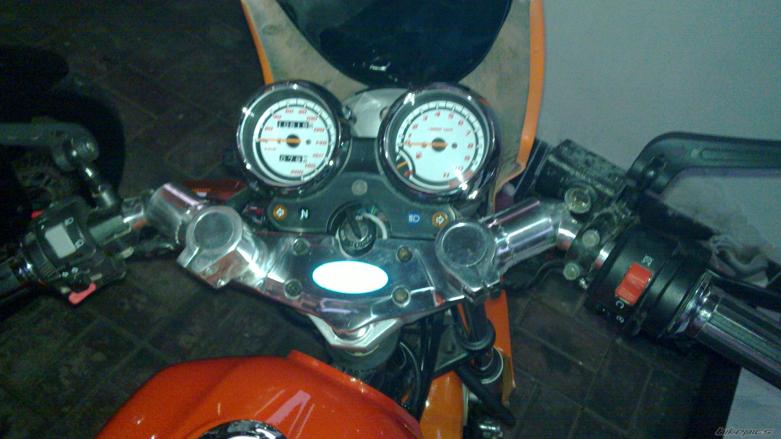 Photo 1875684