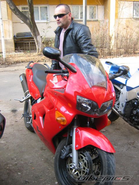 Photo 1875685