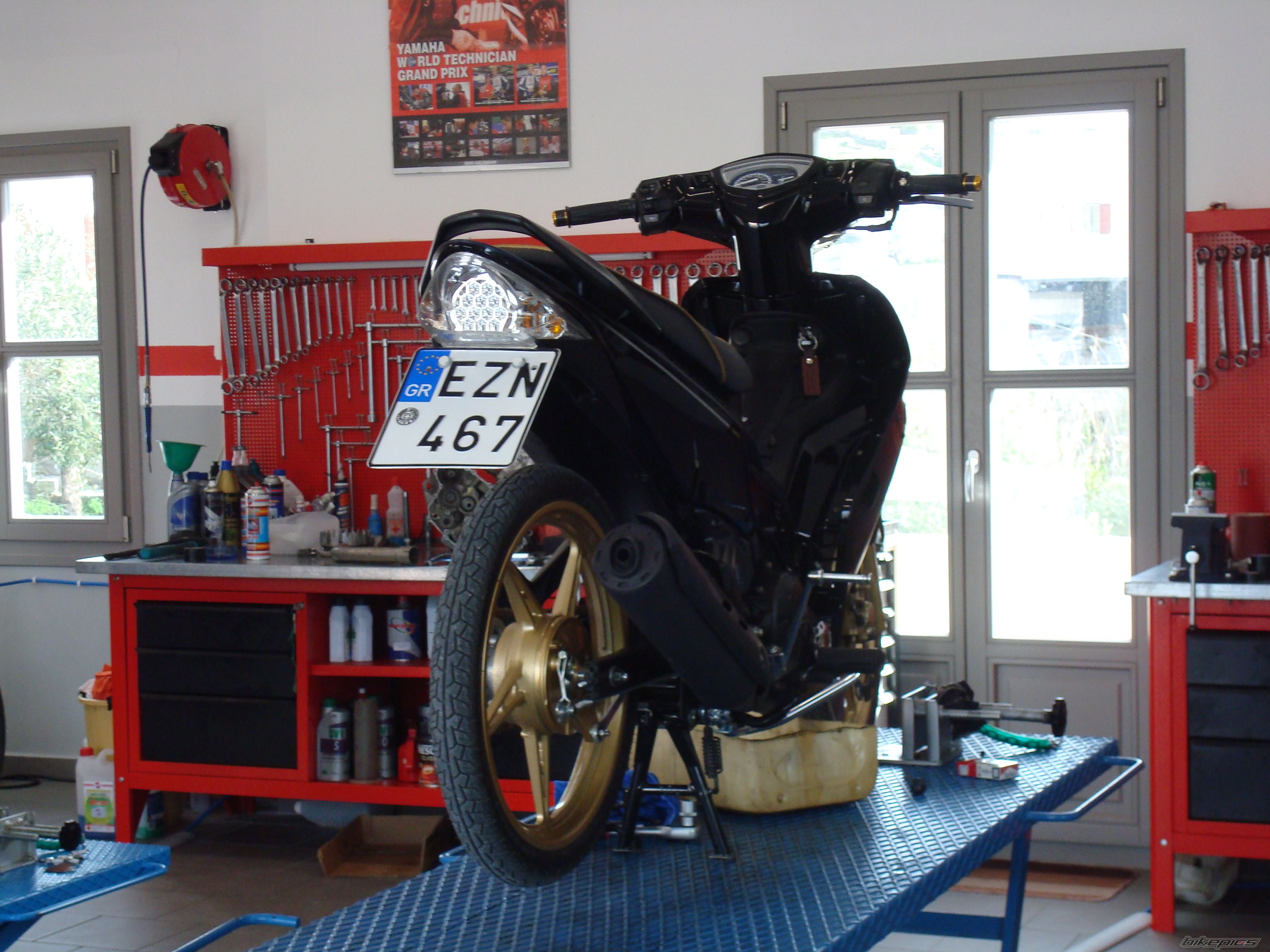 Bike Photo 1875755