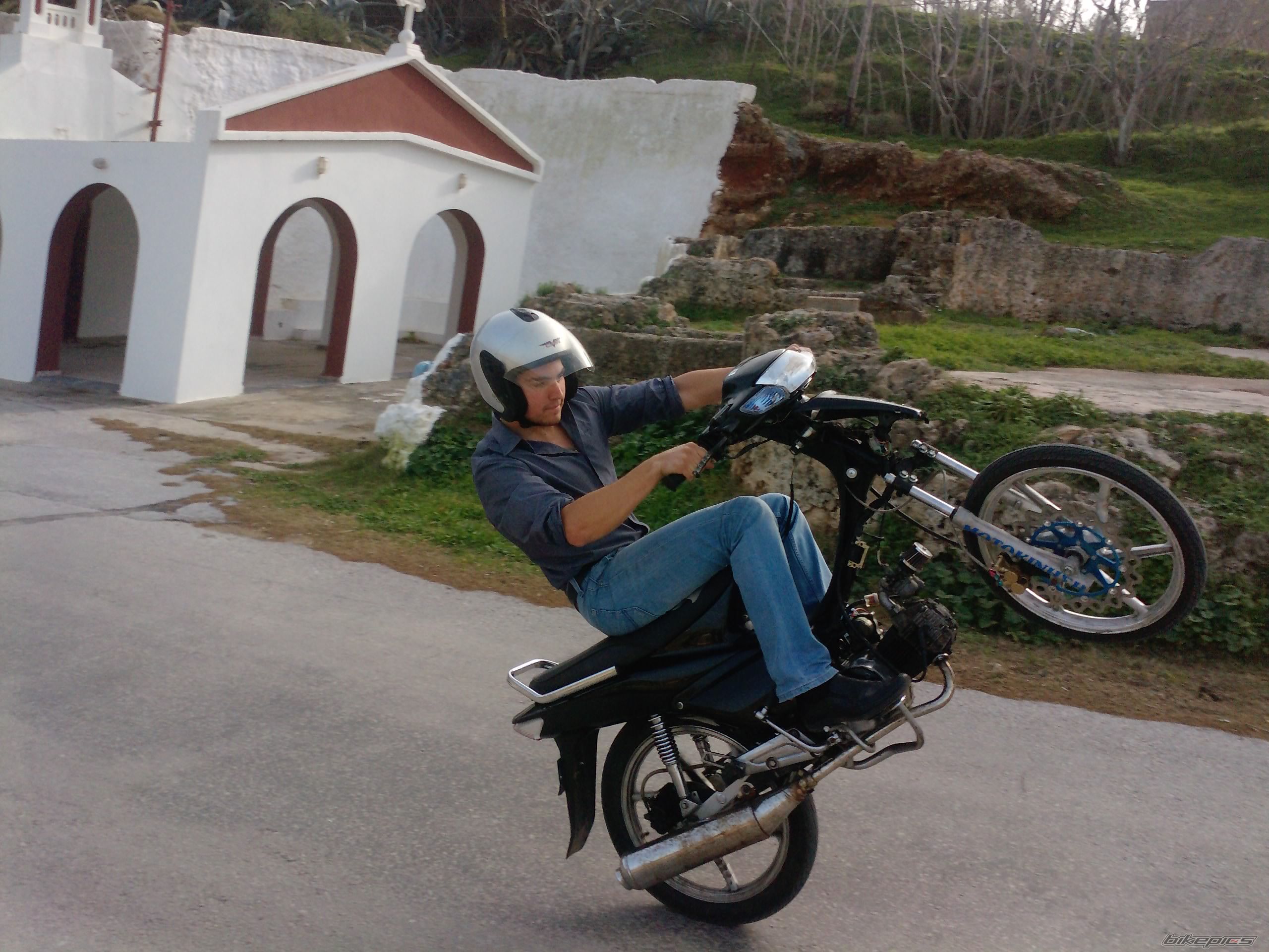 Bike Photo 1875765