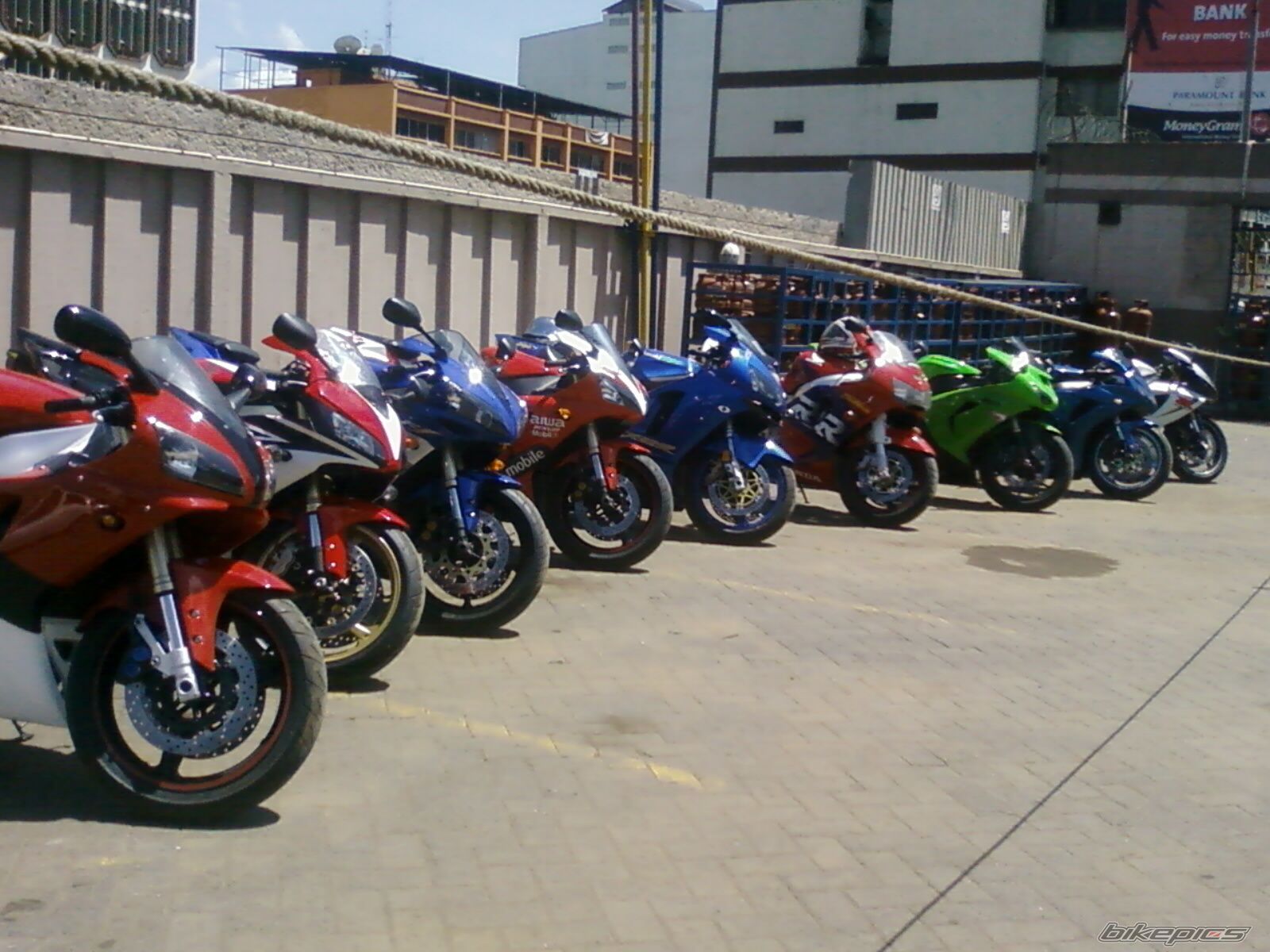 Bike Photo 1875877