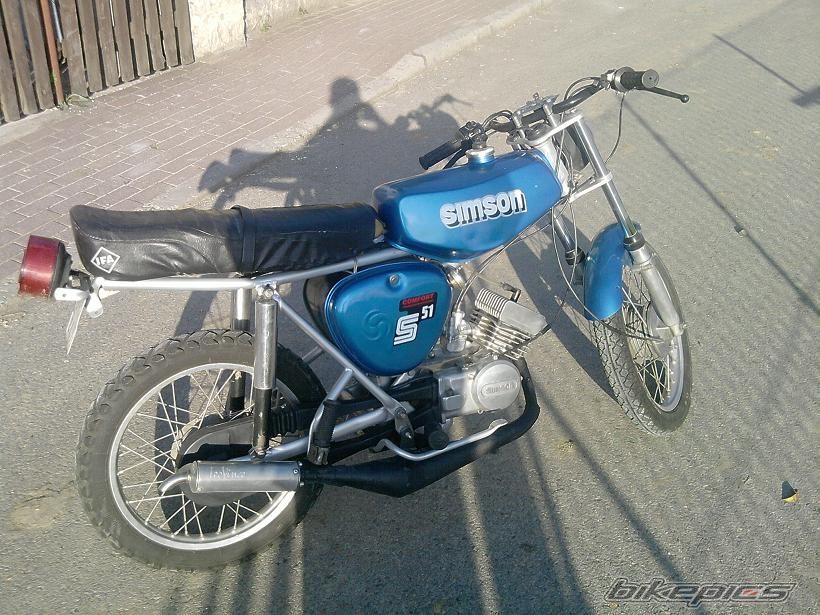 Photo 1875934