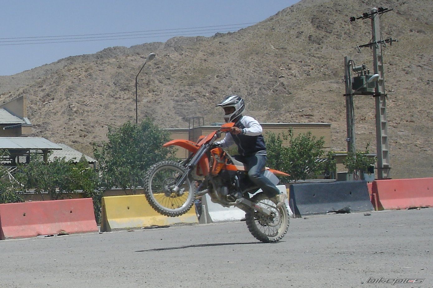 Bike Photo 1875937