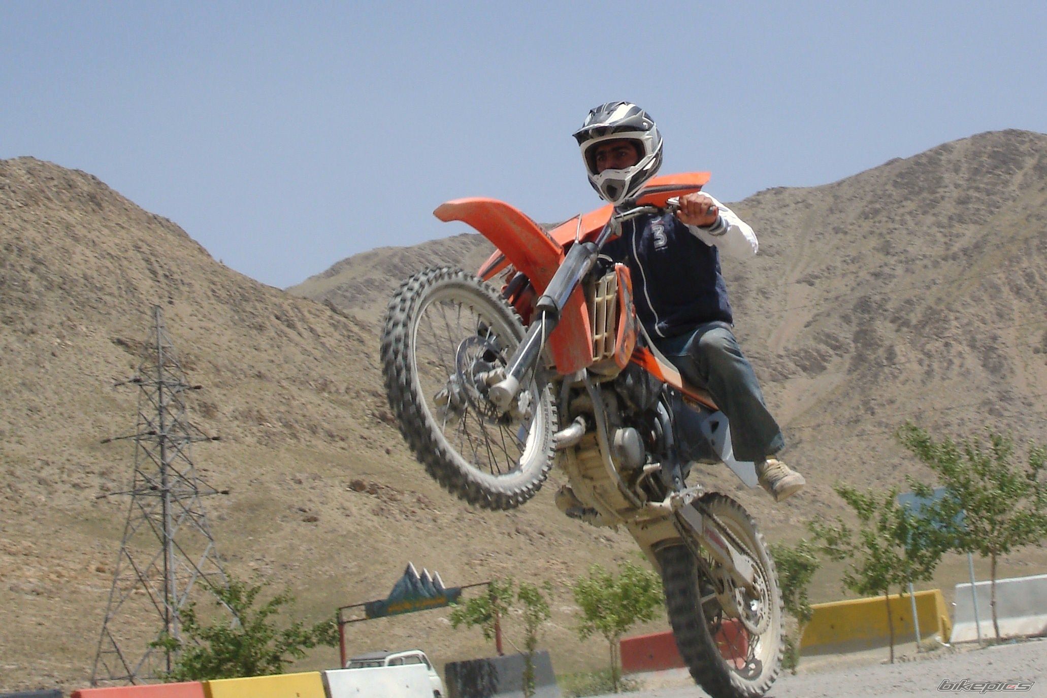 Bike Photo 1875941