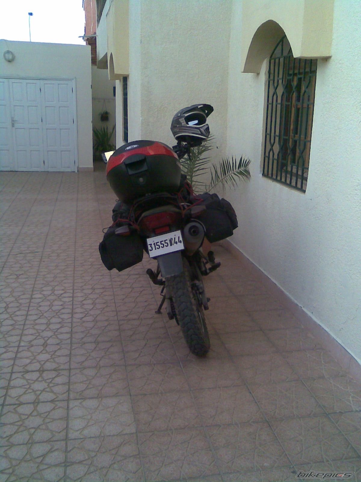 Photo 1876033