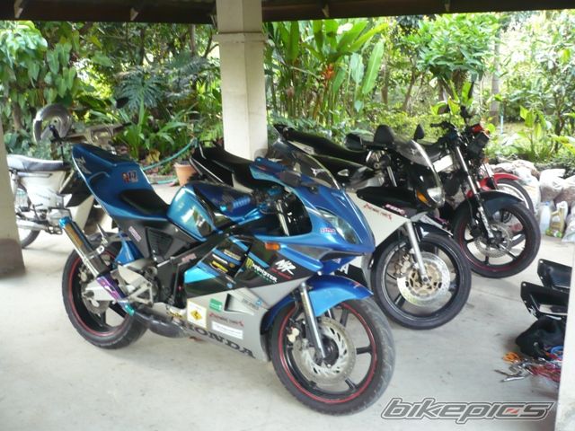 Photo 1876691