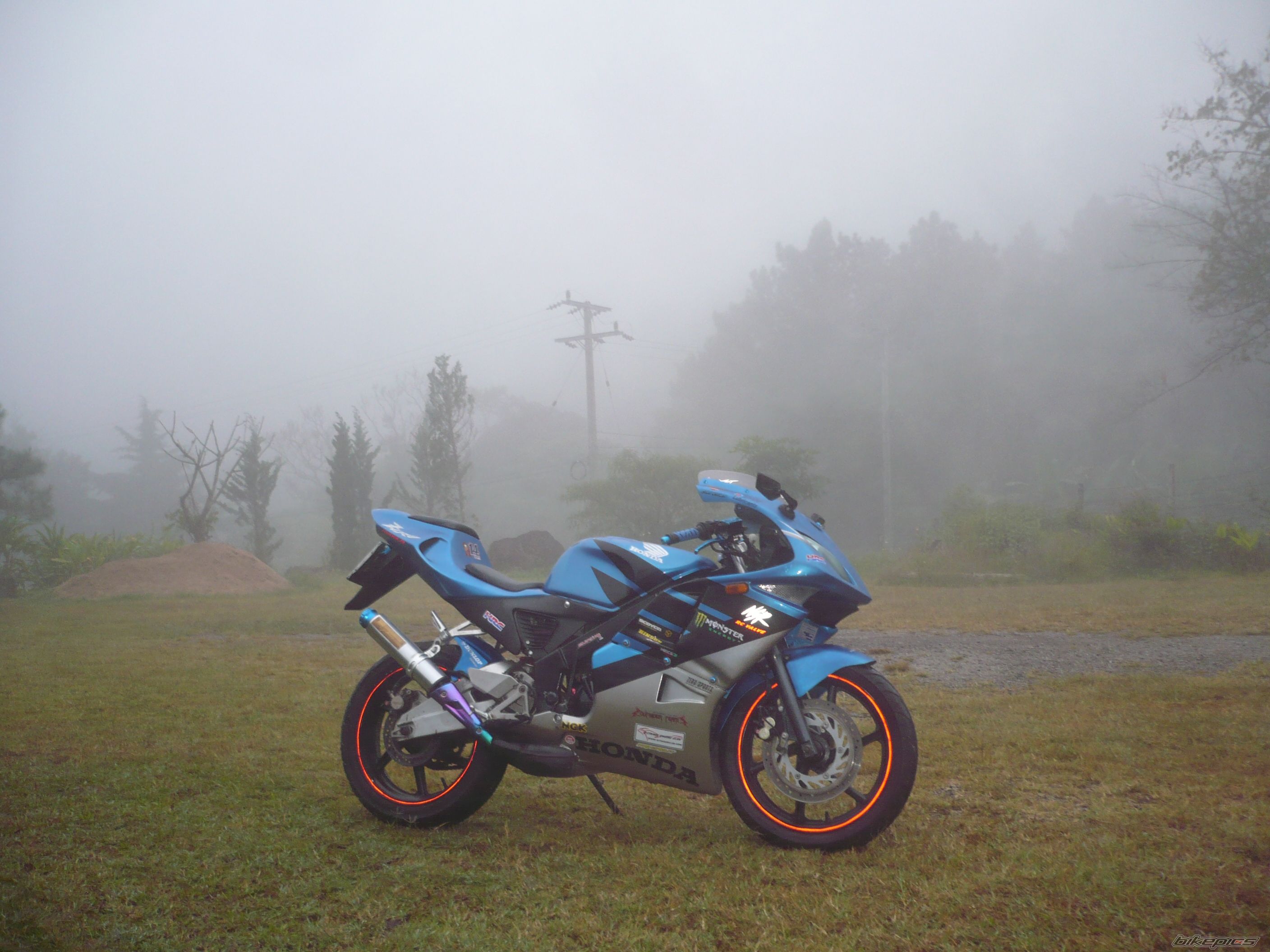 Bike Photo 1876716