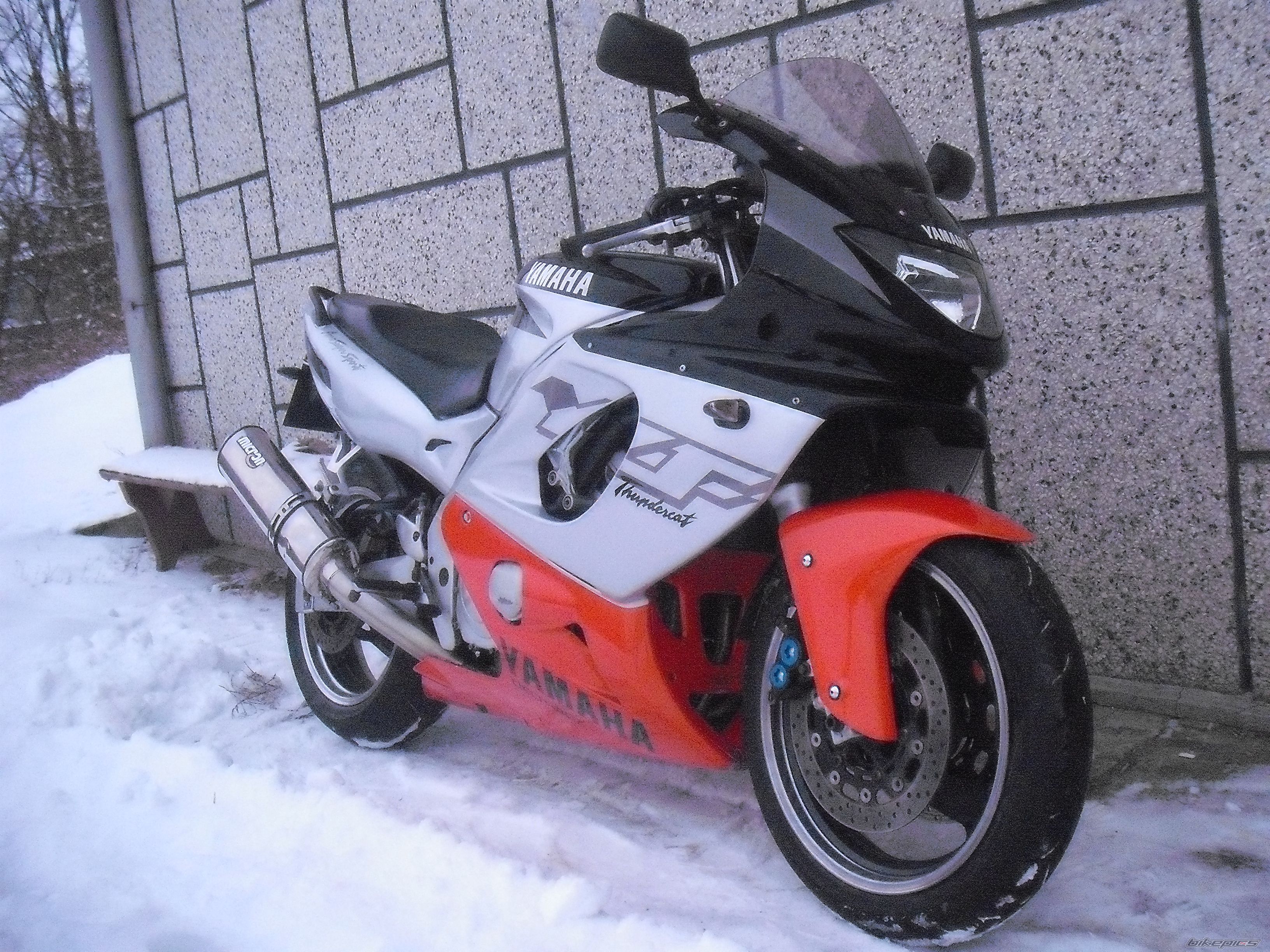 Photo 1876899