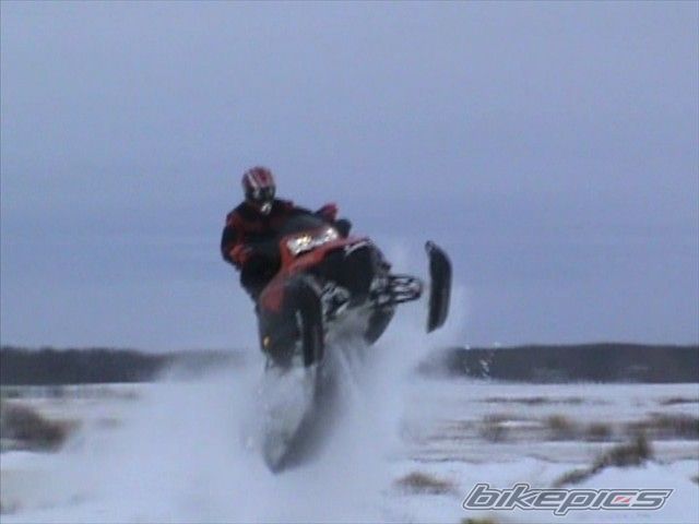Photo 1877243