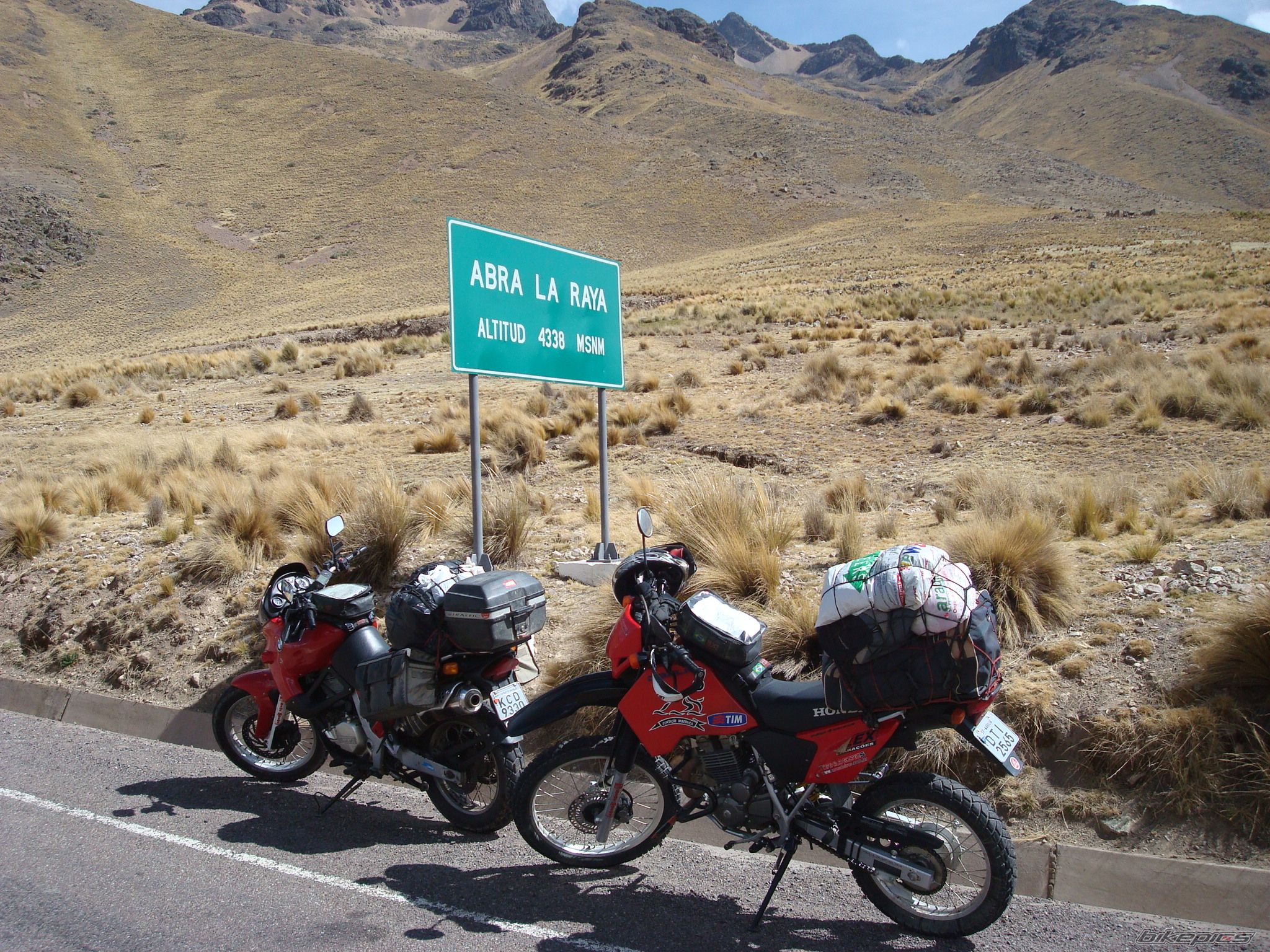 Photo 1877266
