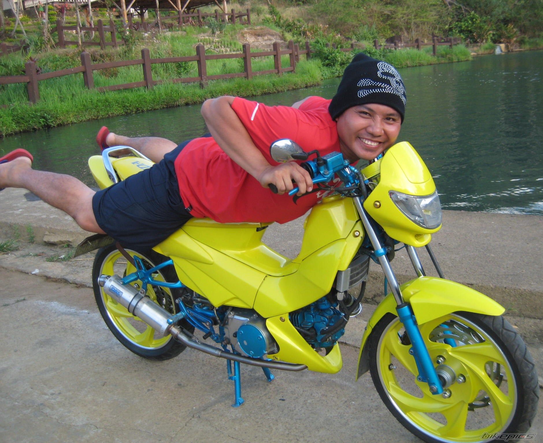 Bike Photo 1877280