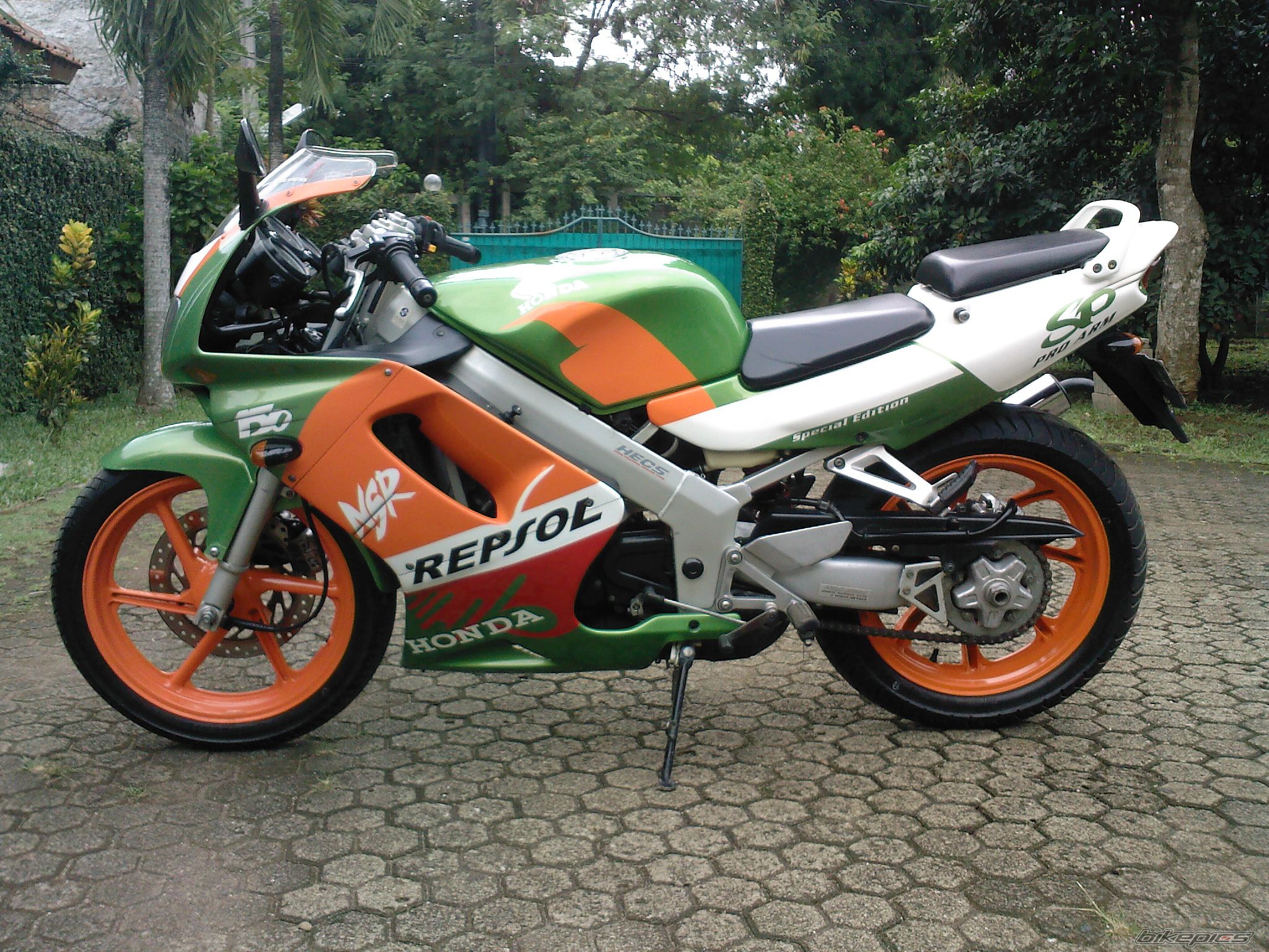 Bike Photo 1877349
