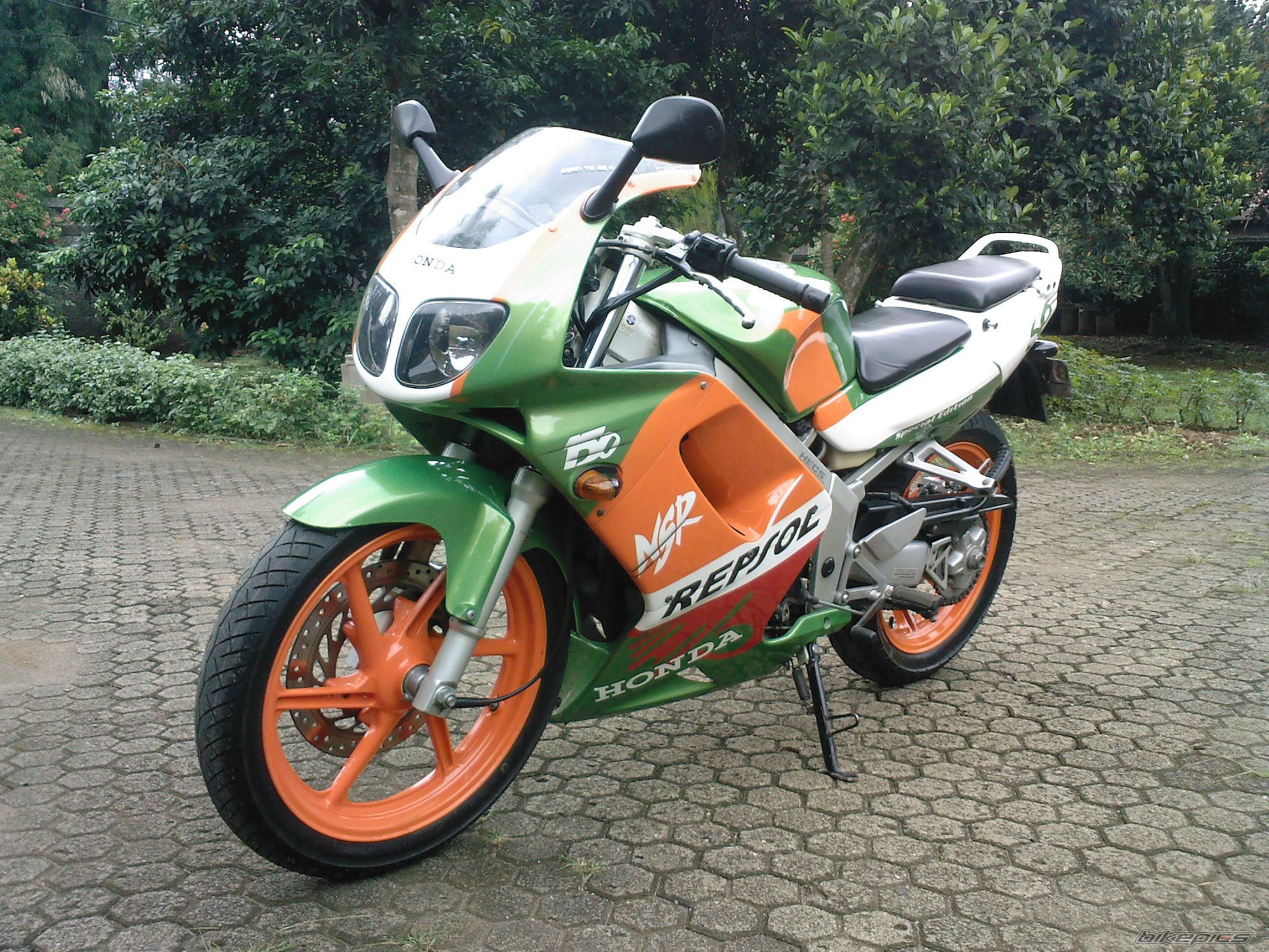 Bike Photo 1877350