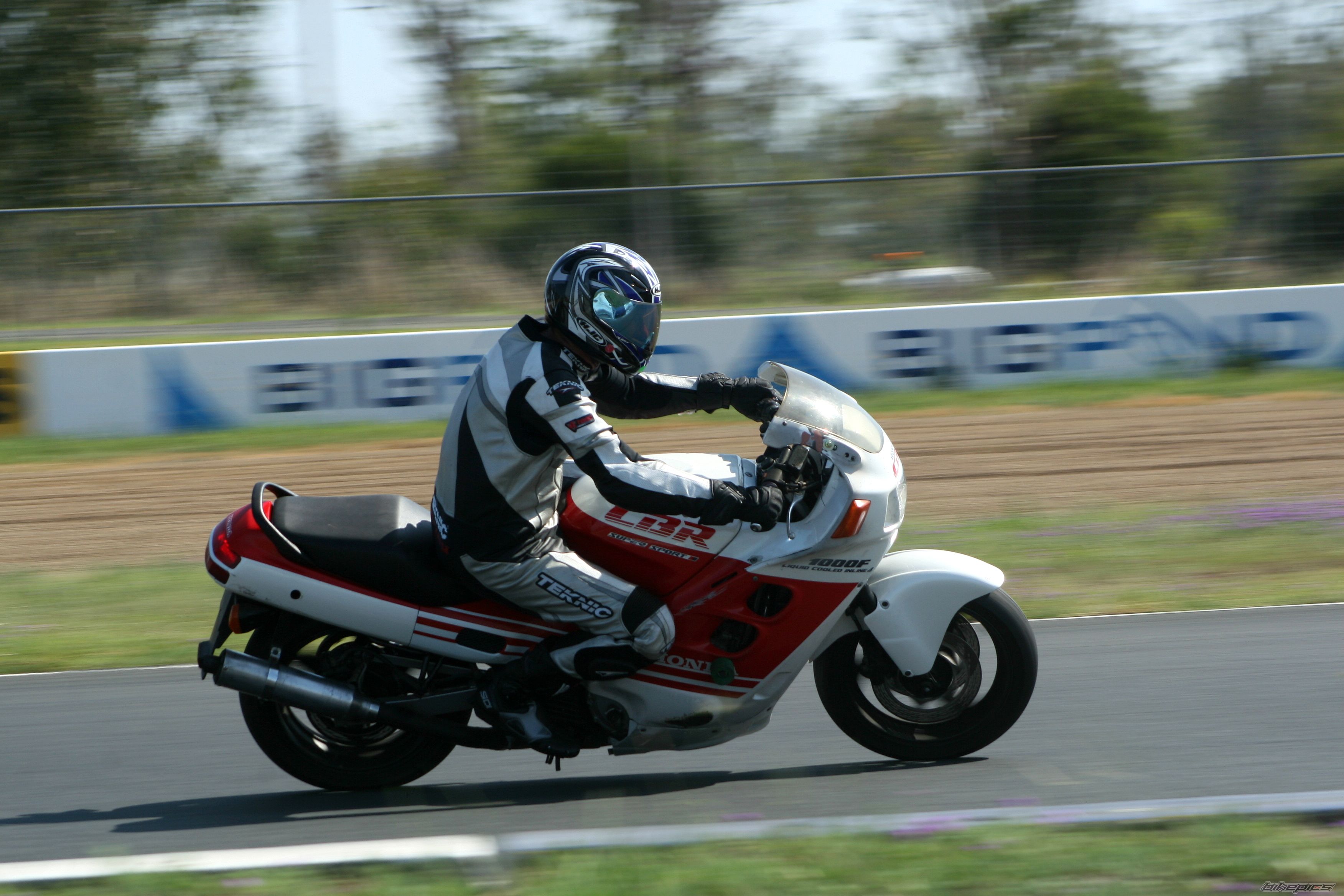 Bike Photo 1877384