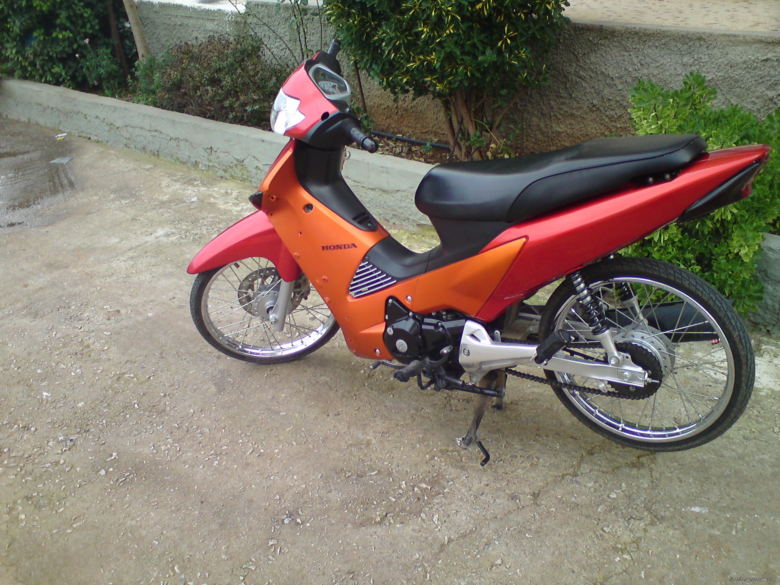 Photo 1877399
