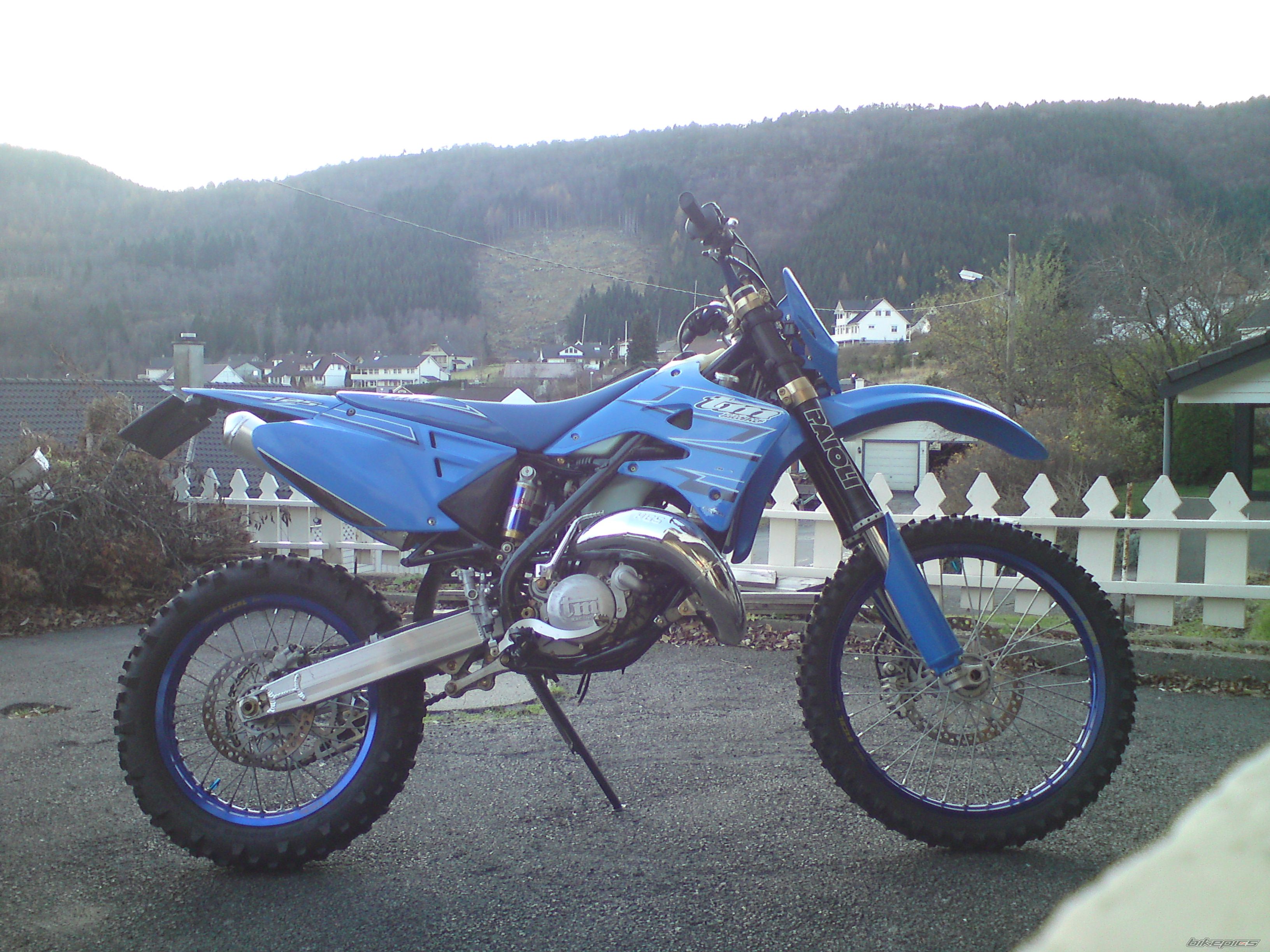 Photo 1877434