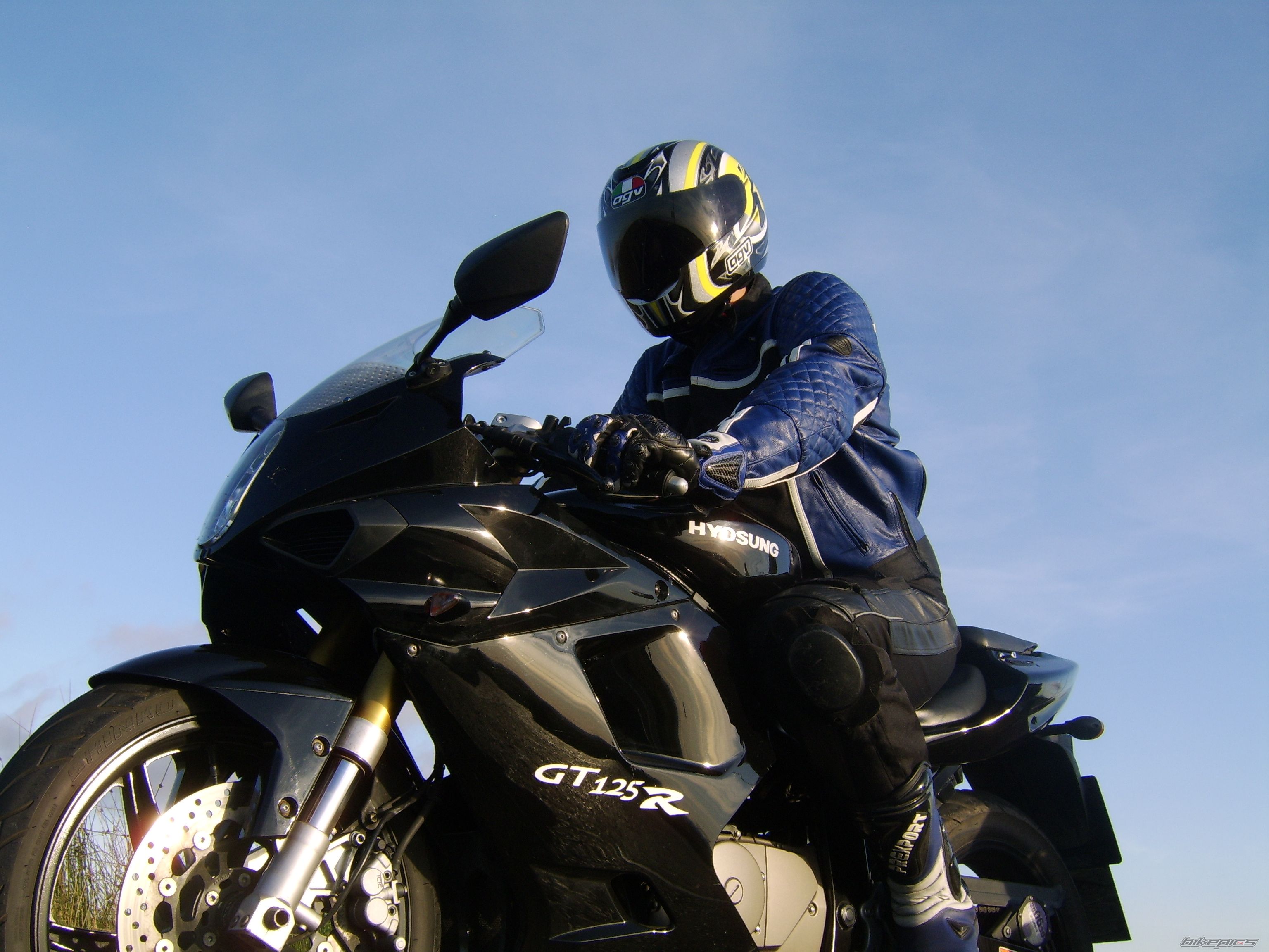 Bike Photo 1877606