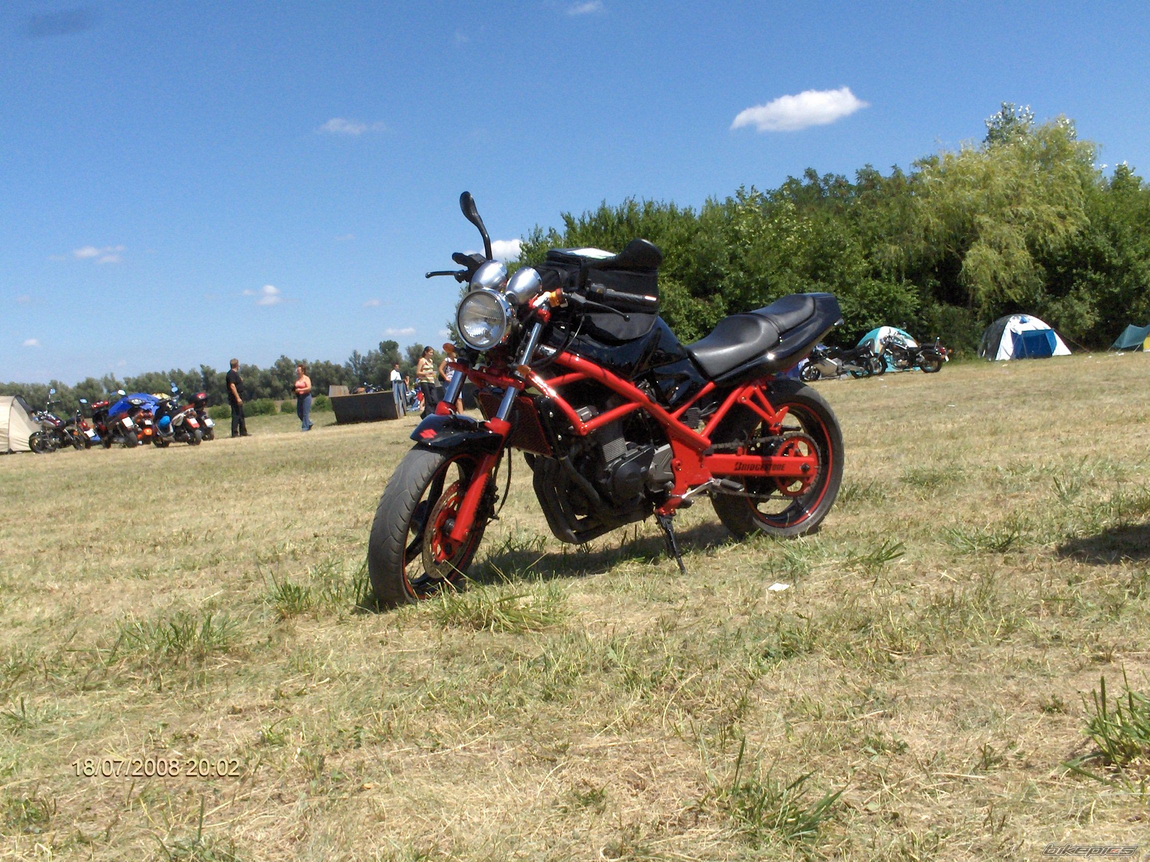 Photo 1877889