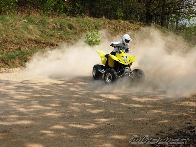 Photo 1878276