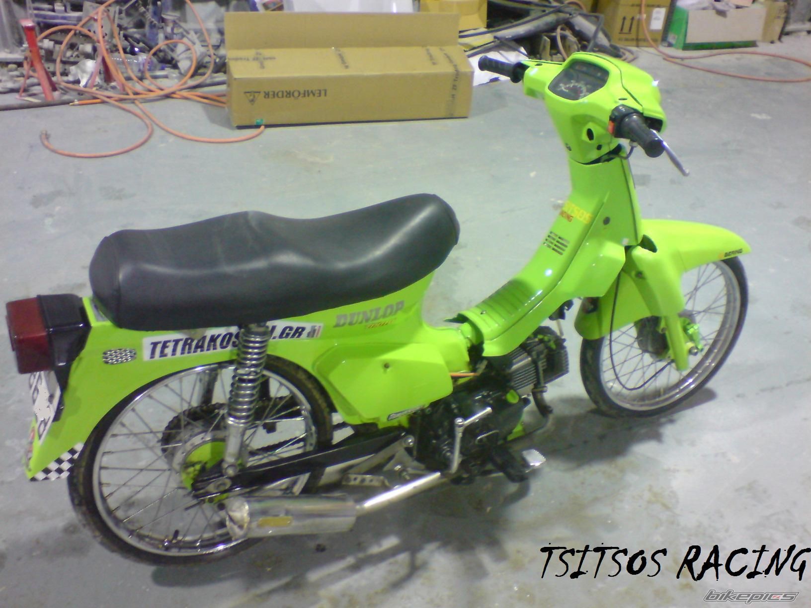 Photo 1878439