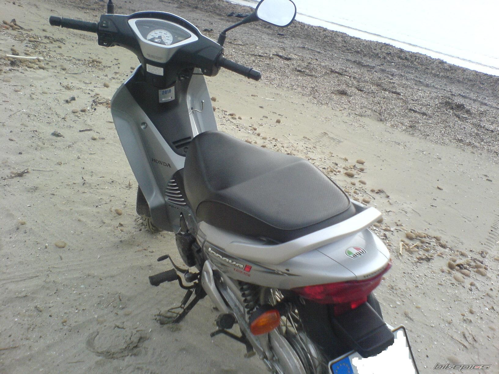 Photo 1878524