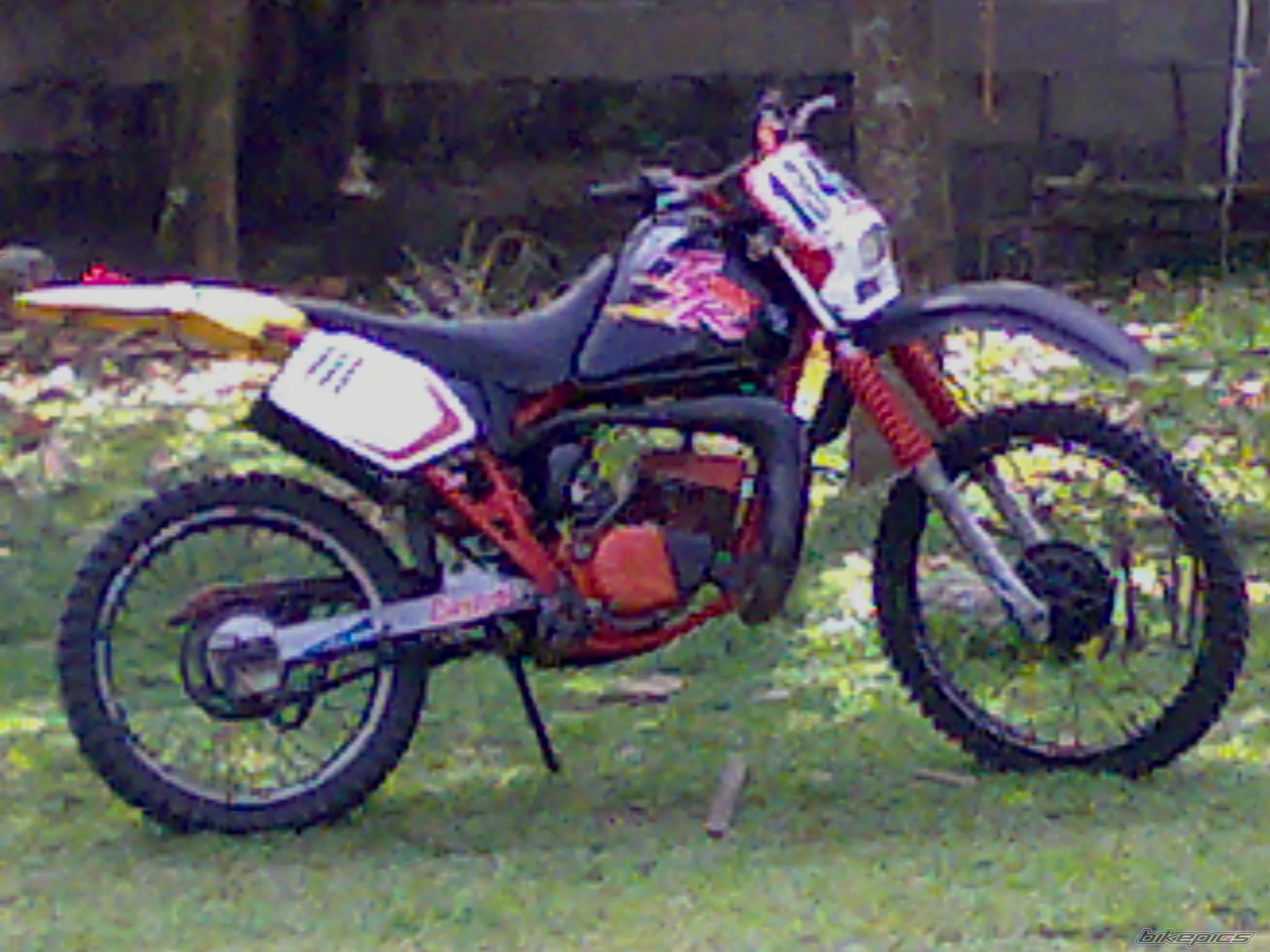 Photo 1878574