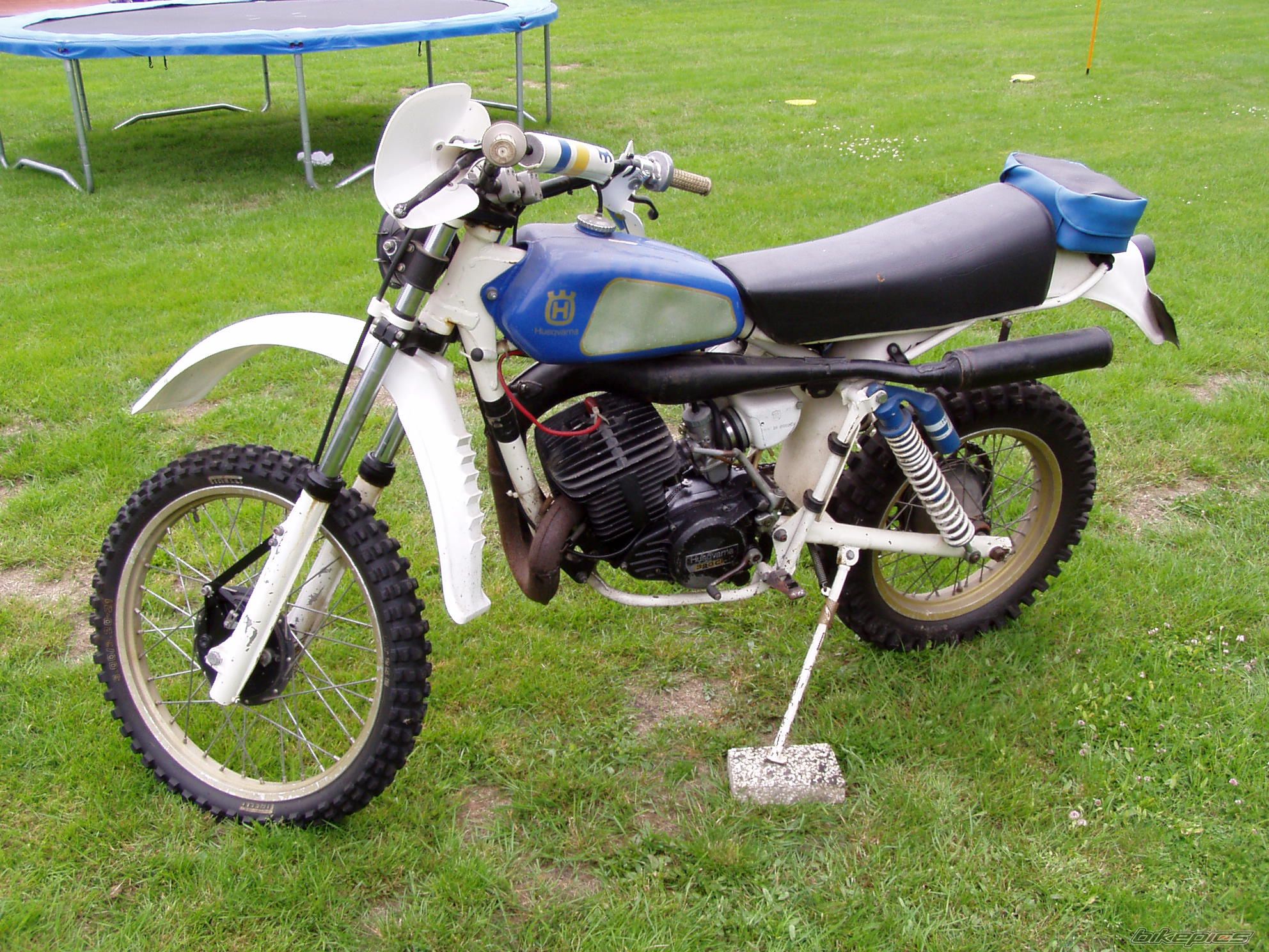 Photo 1878855