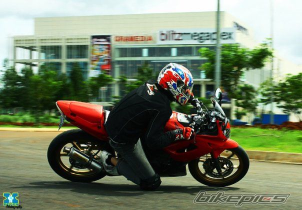 Photo 1879237