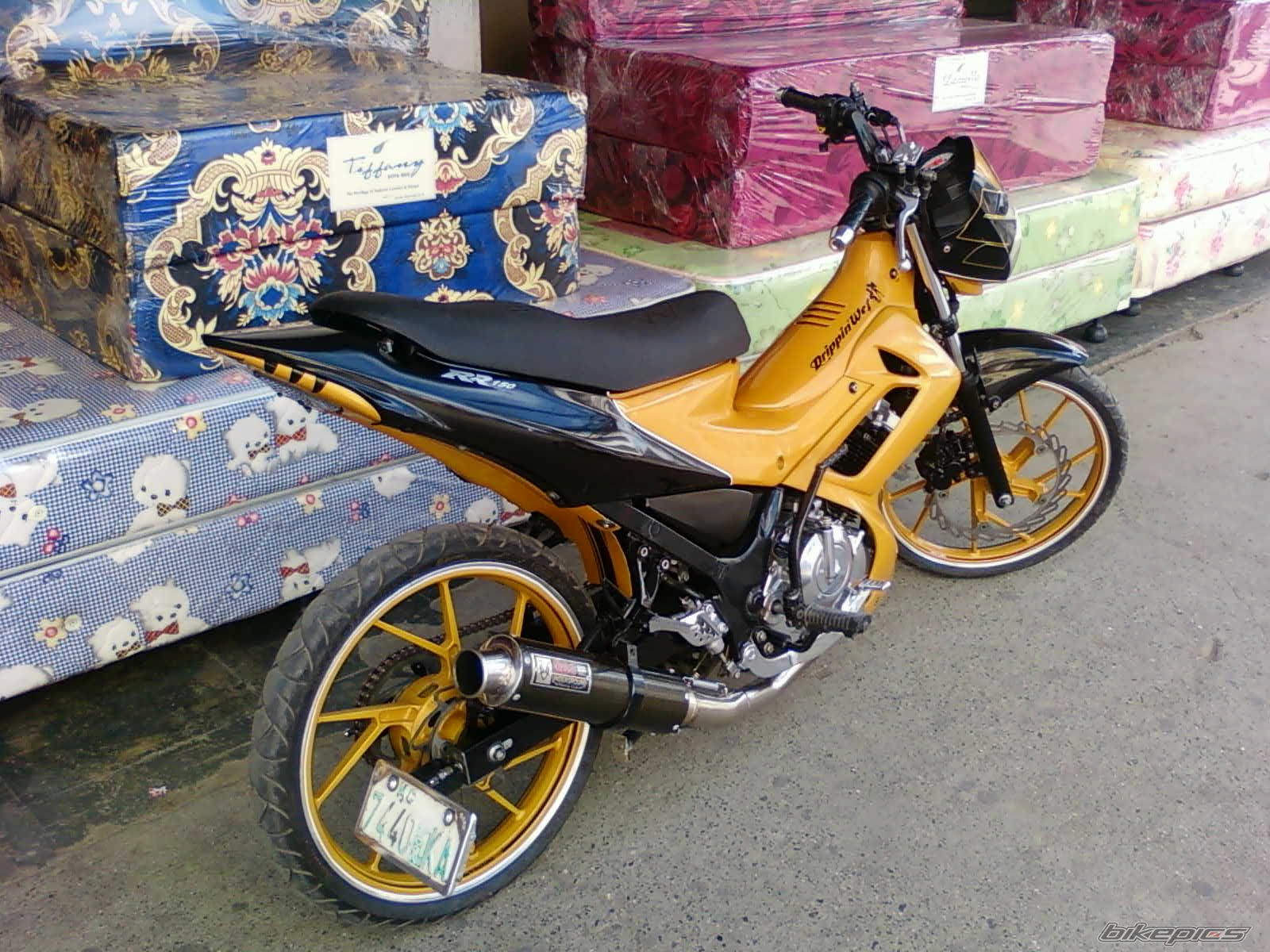 Photo 1879254
