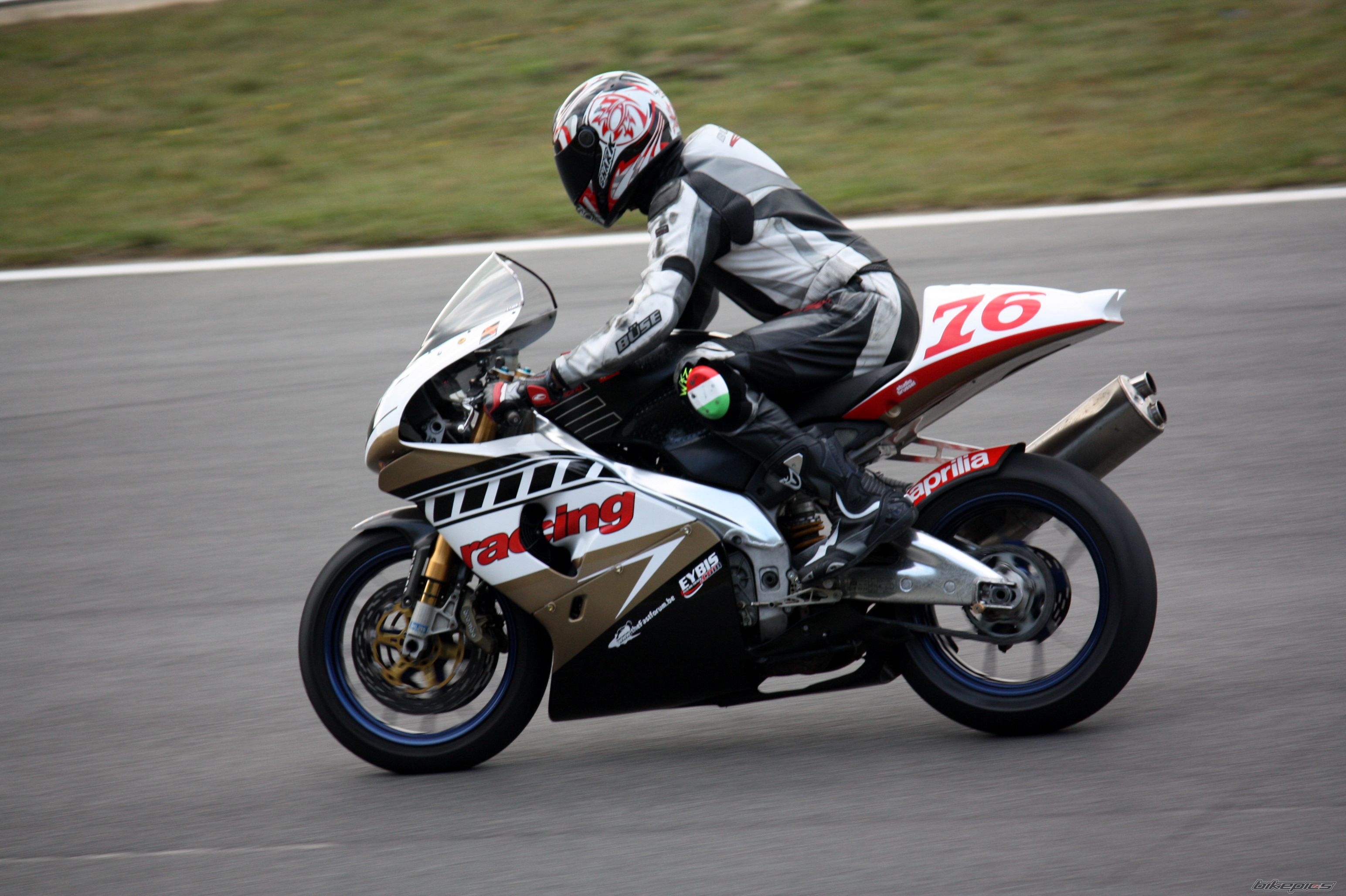 Bike Photo 1879397