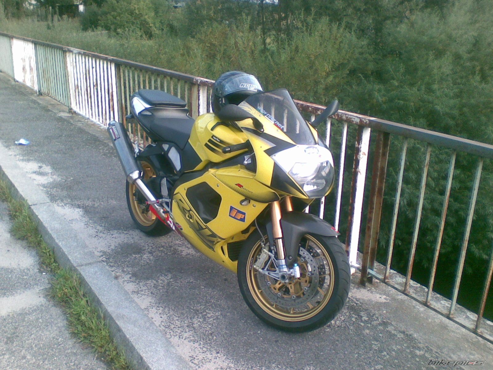 Photo 1879475