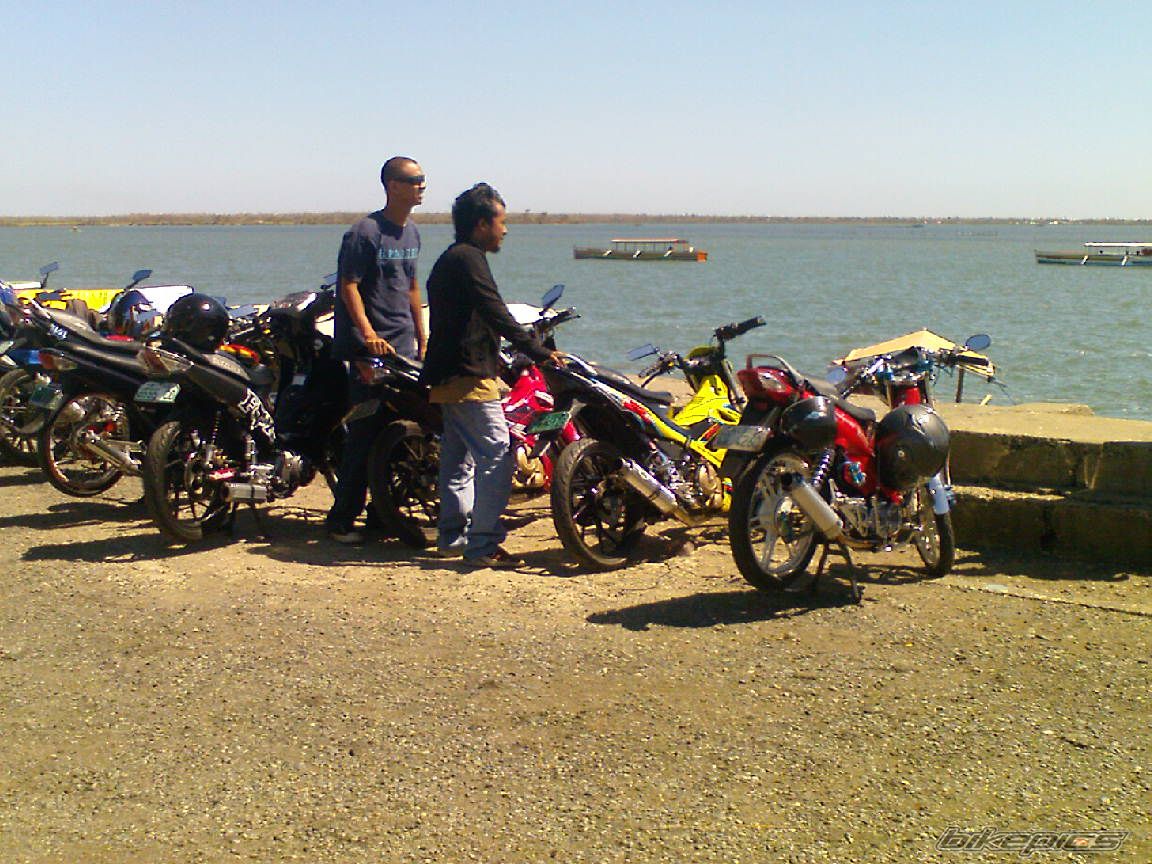 Photo 1879572