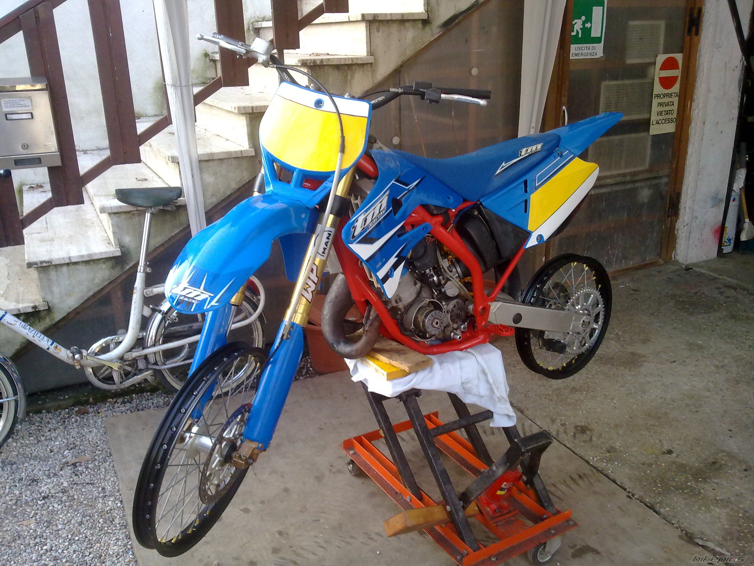 Photo 1879688