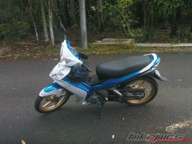 Photo 1879695