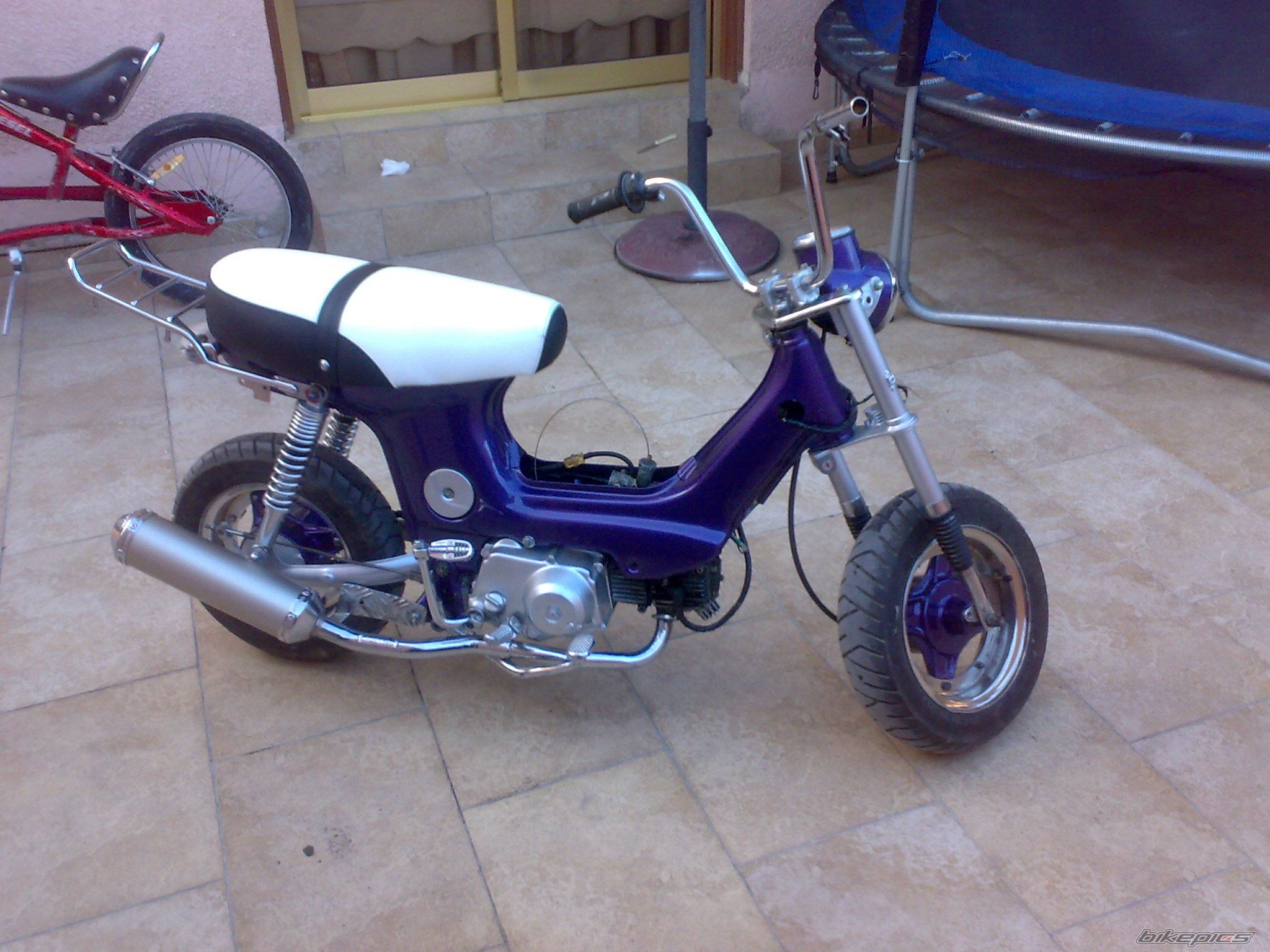 Photo 1879721