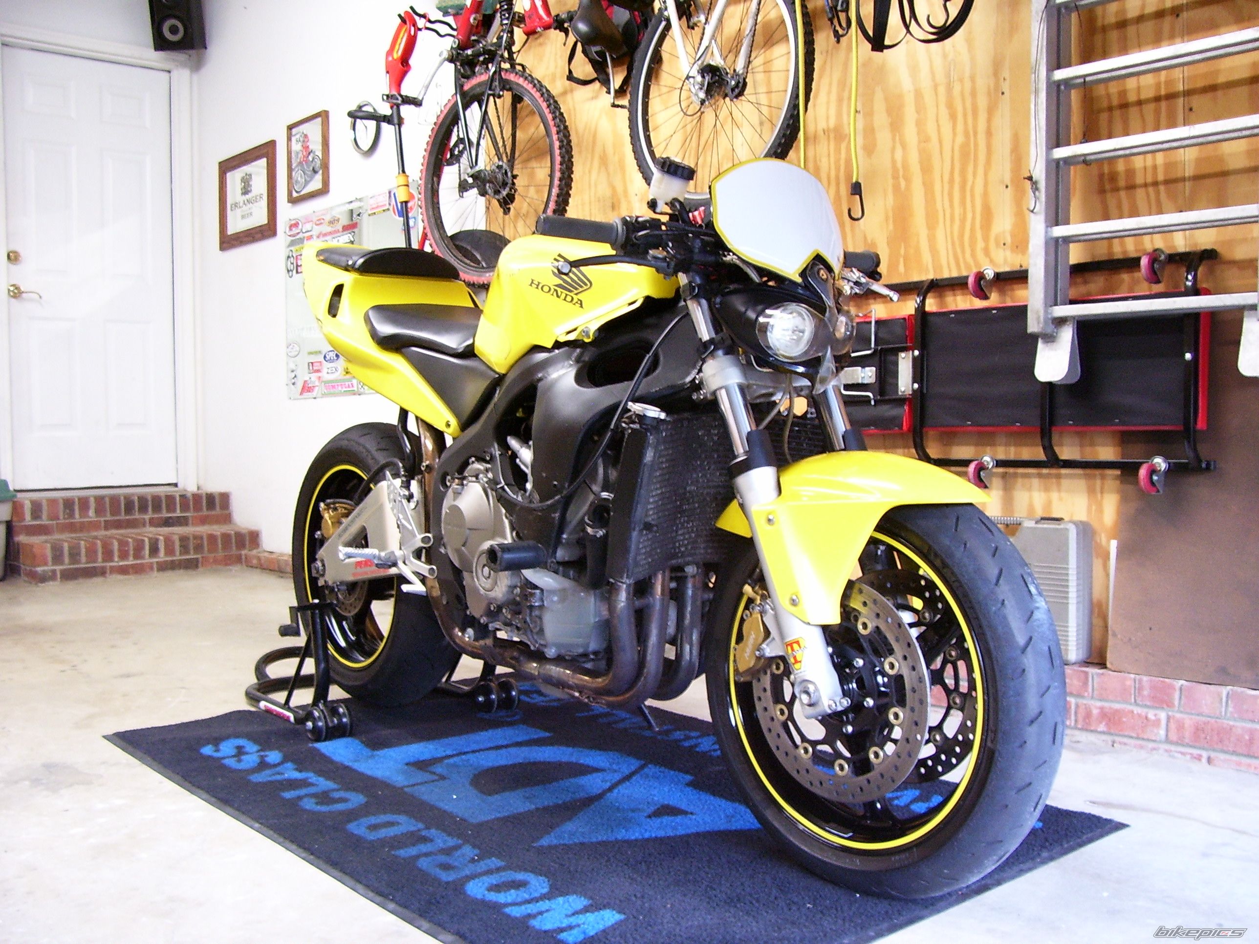 Bike Photo 1880014