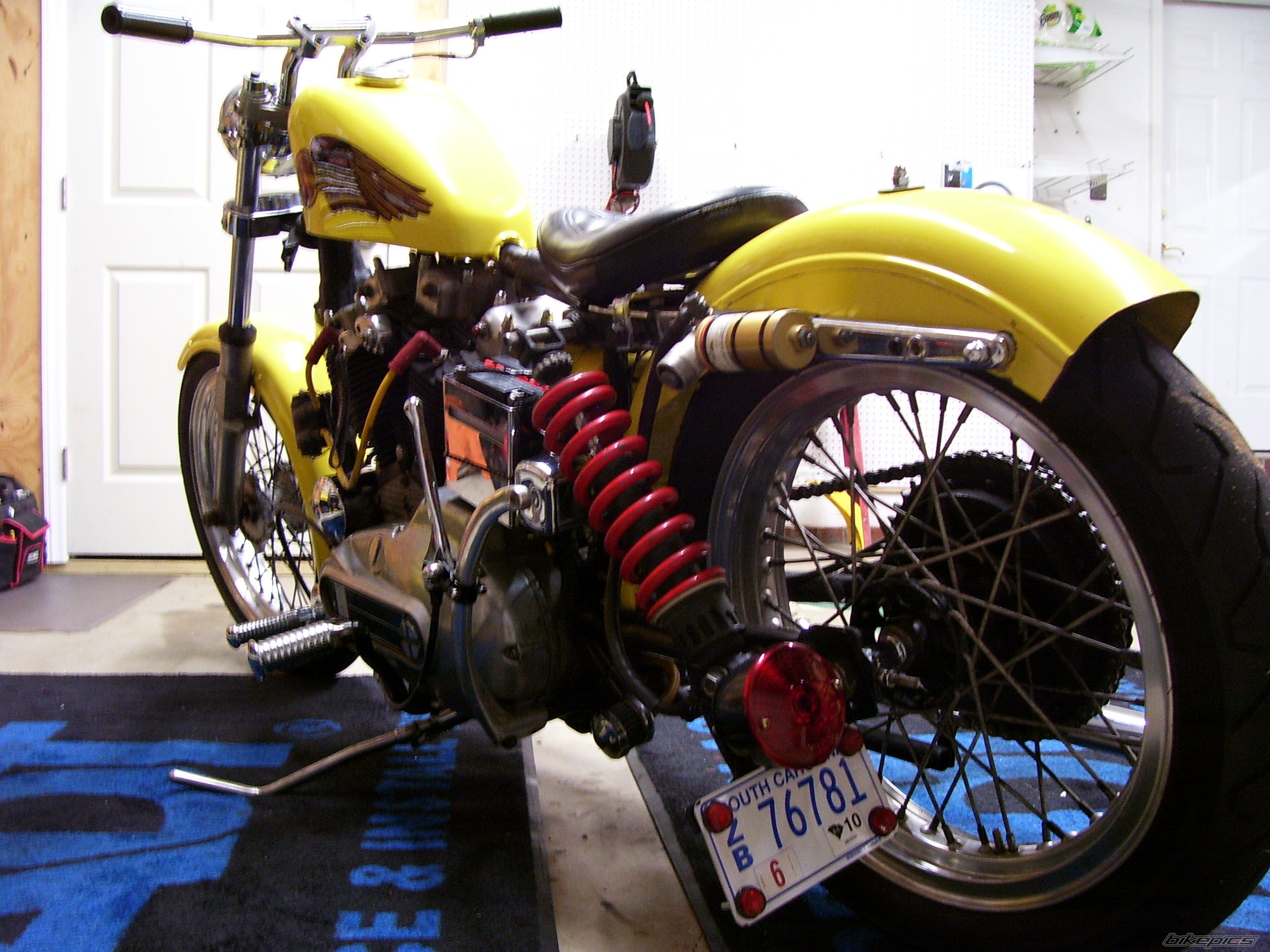 Bike Photo 1880019