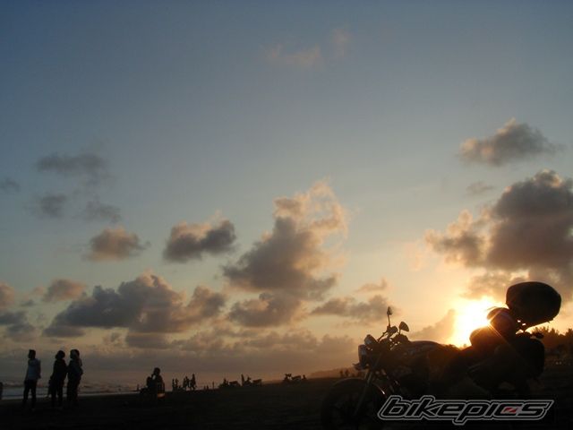 Photo 1880160