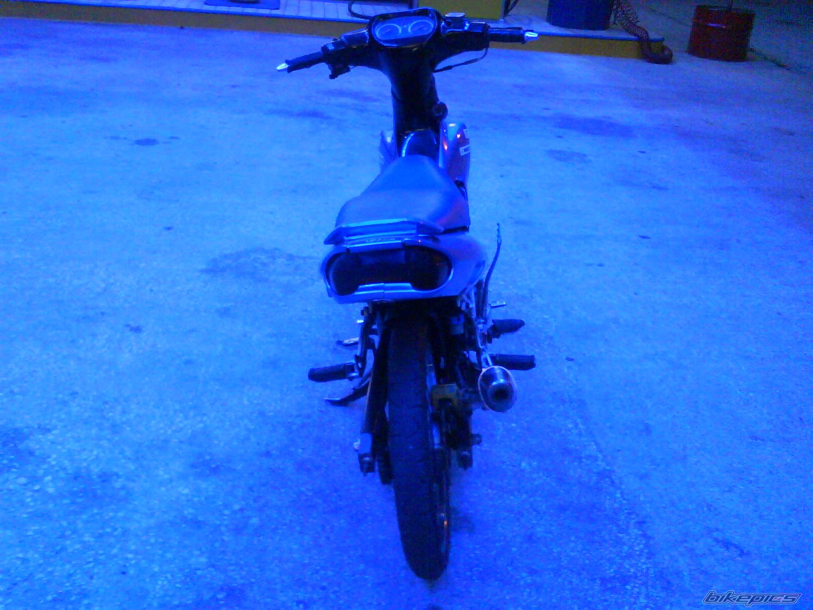 Photo 1880213