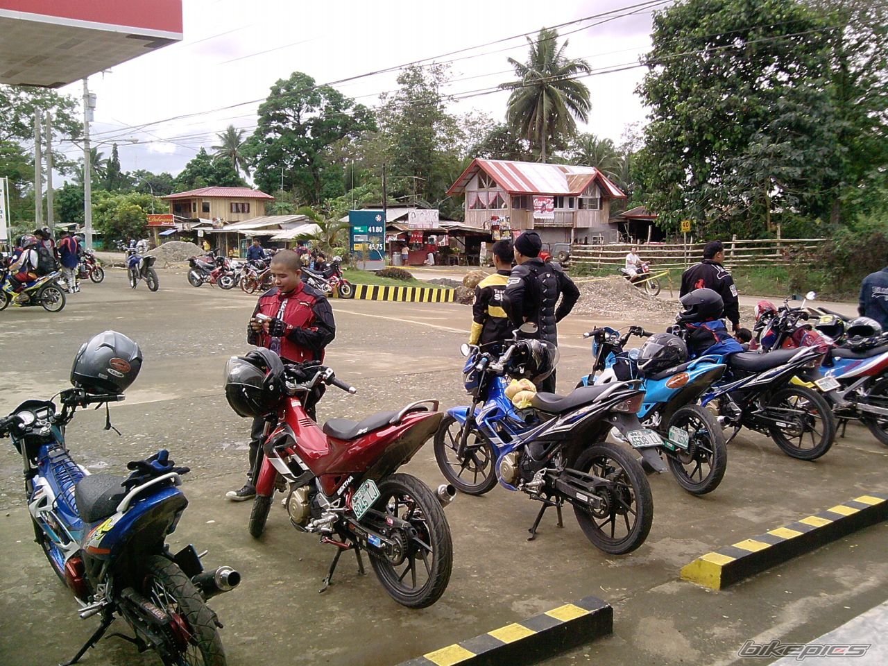 Bike Photo 1880860
