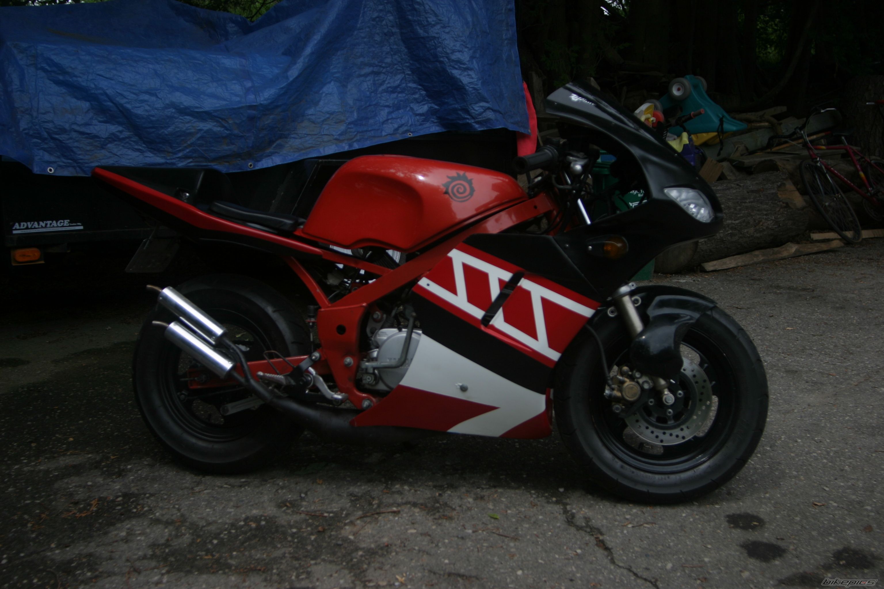 Bike Photo 1880893