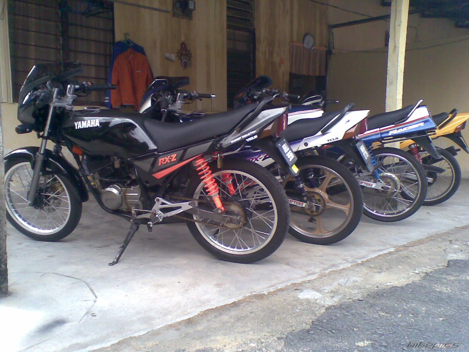 Bike Photo 1881061