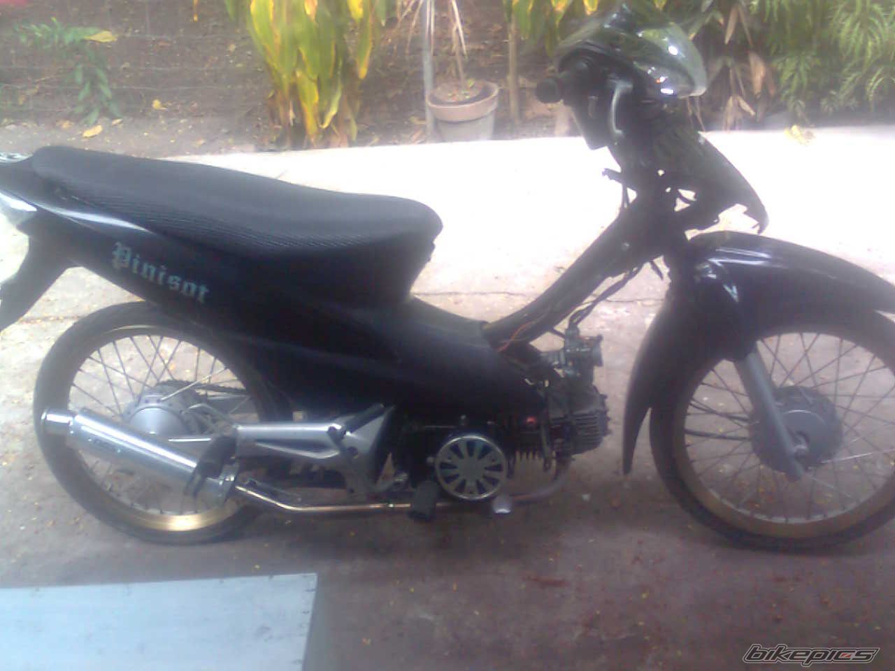 Photo 1881144