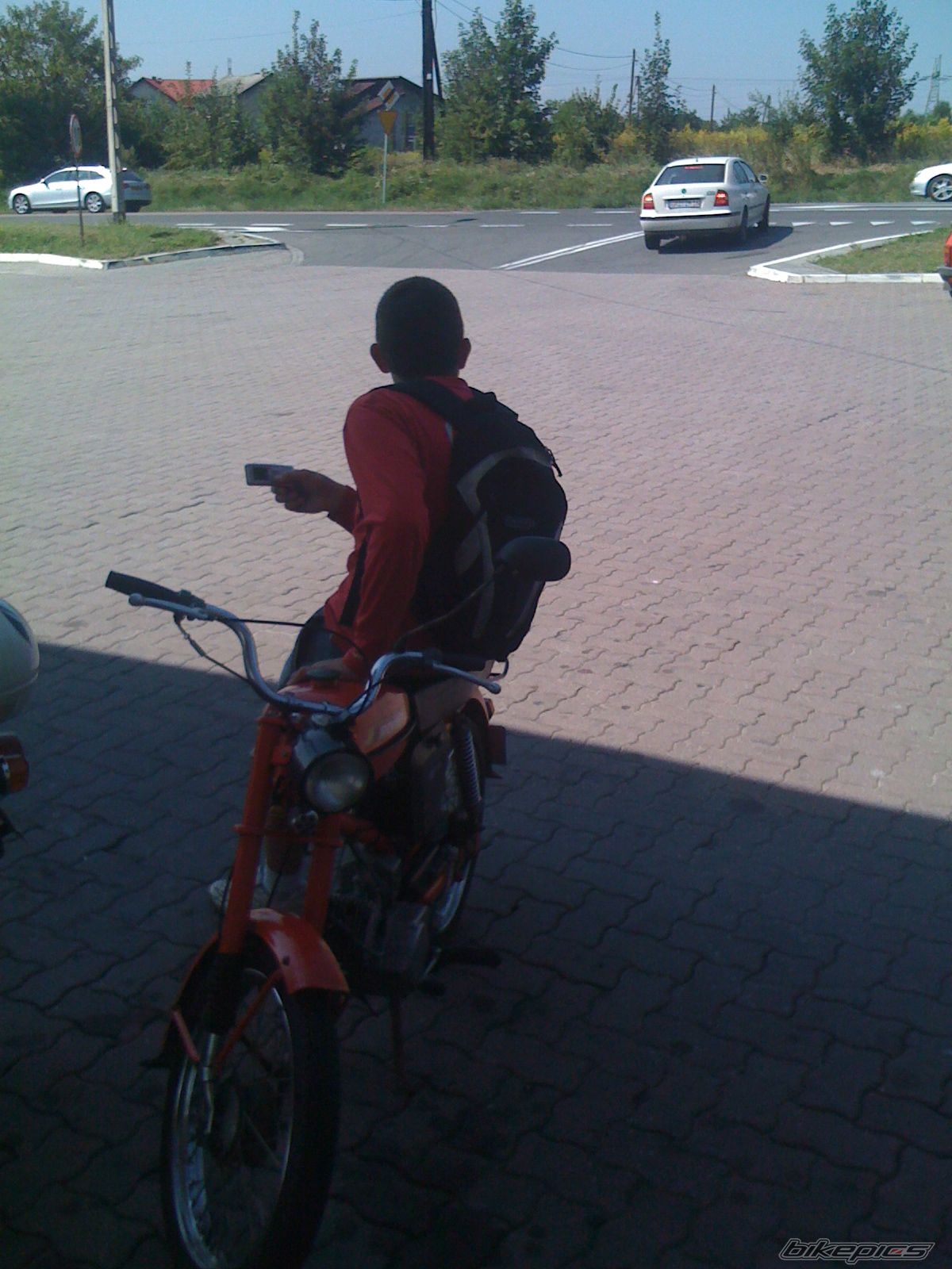 Photo 1881512