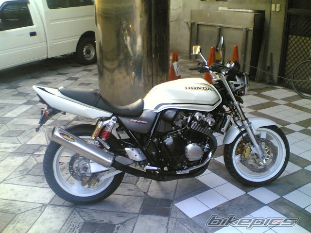 Photo 1881664