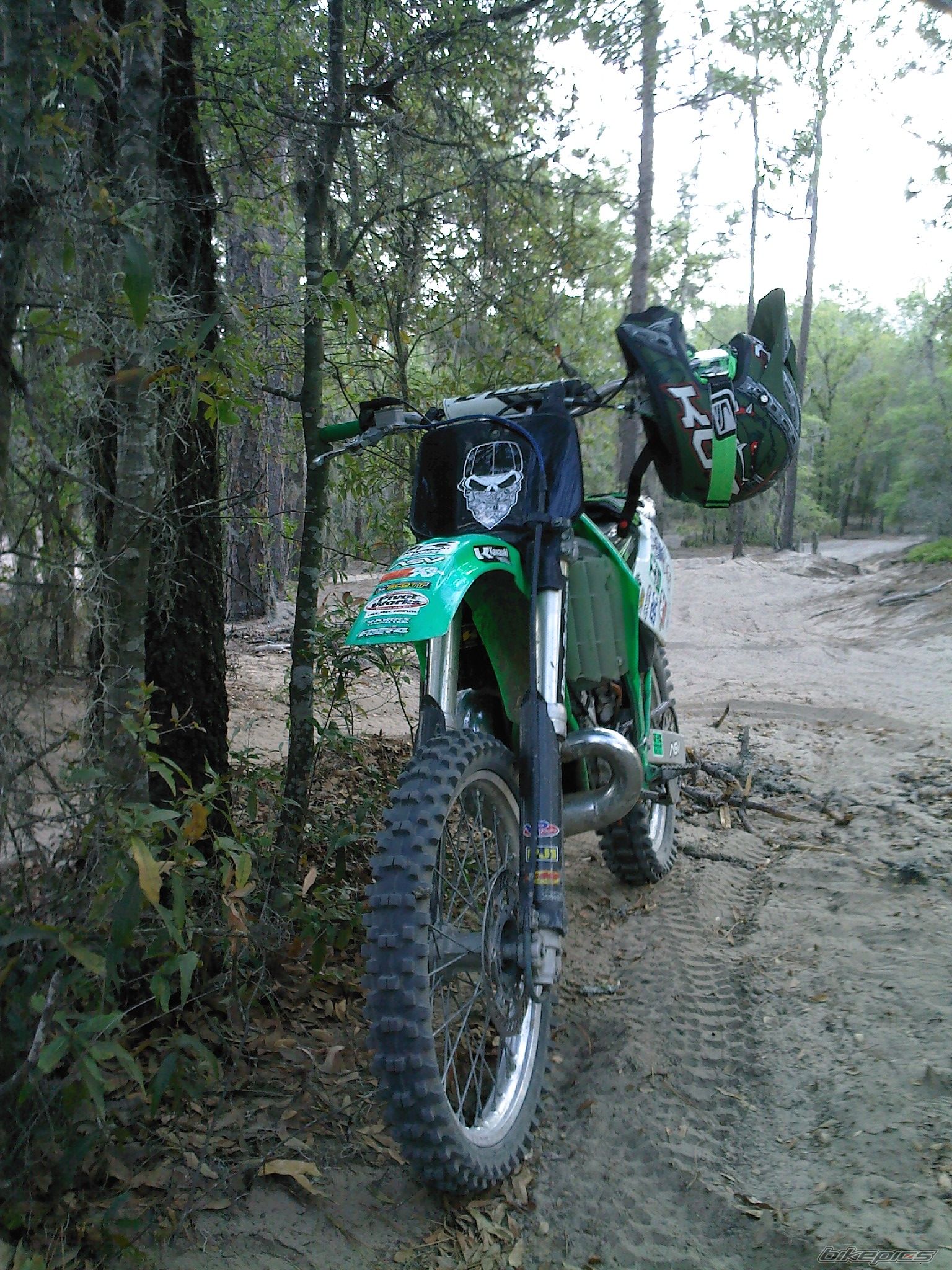 Photo 1881742