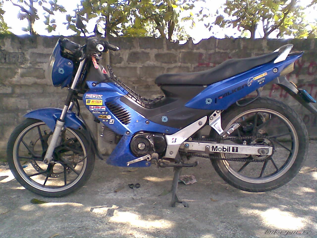 Photo 1881855